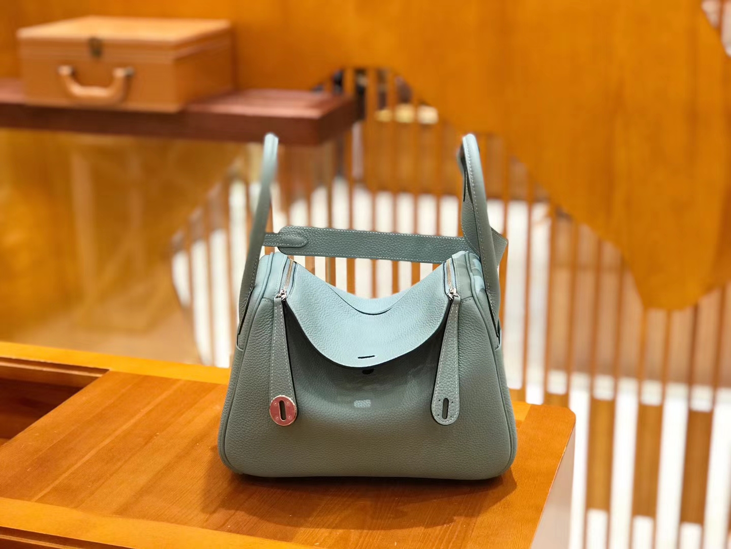 Hermès（爱马仕）Lindy 26cm 天青蓝 Togo小牛皮 银扣 原版蜜蜡线 顶级手工缝制