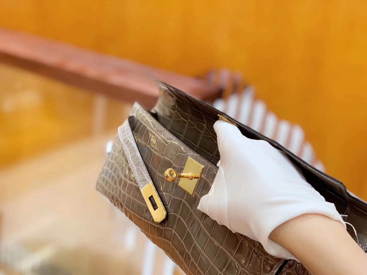 Hermès（爱马仕）Kelly Cut 斑鸠灰 一级尼罗鳄 金扣 原版蜜蜡线 顶级手工