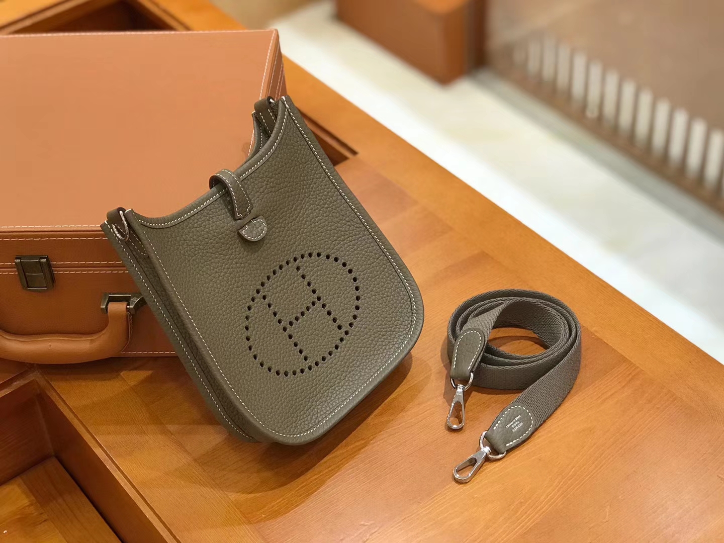 Hermès（爱马仕）伊芙琳 17cm 大象灰 TC大牛皮 银扣 原版蜜蜡线 顶级手工 现货