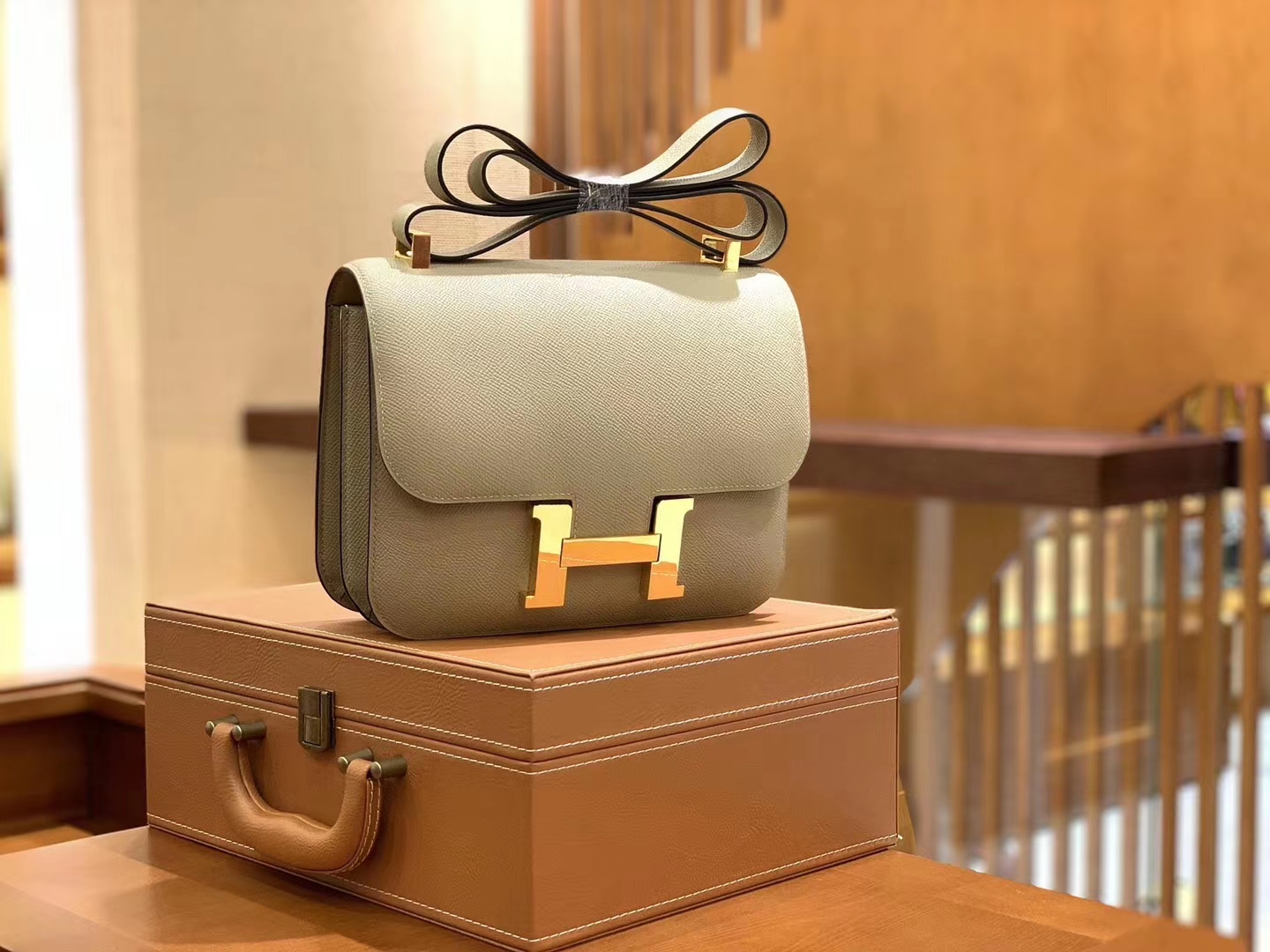 Hermès（爱马仕）Constance 23cm 斑鸠灰 Epsom 掌纹小牛皮 金扣 原版蜜蜡线 顶级手工缝制