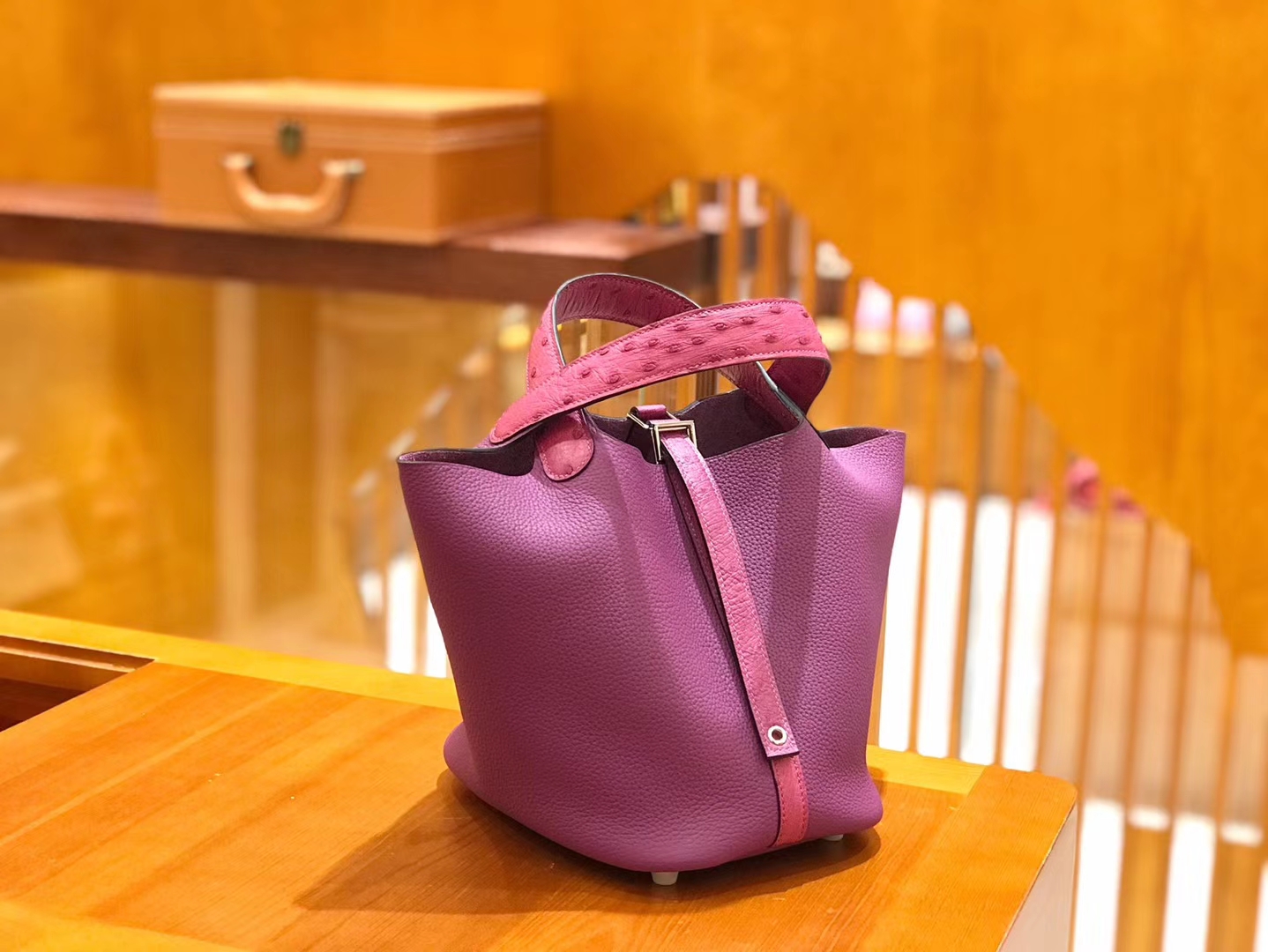 Hermès（爱马仕）Picotin 18cm 鸢尾紫 海葵紫 Togo牛皮拼鸵鸟皮 银扣 全手工缝制 现货供应