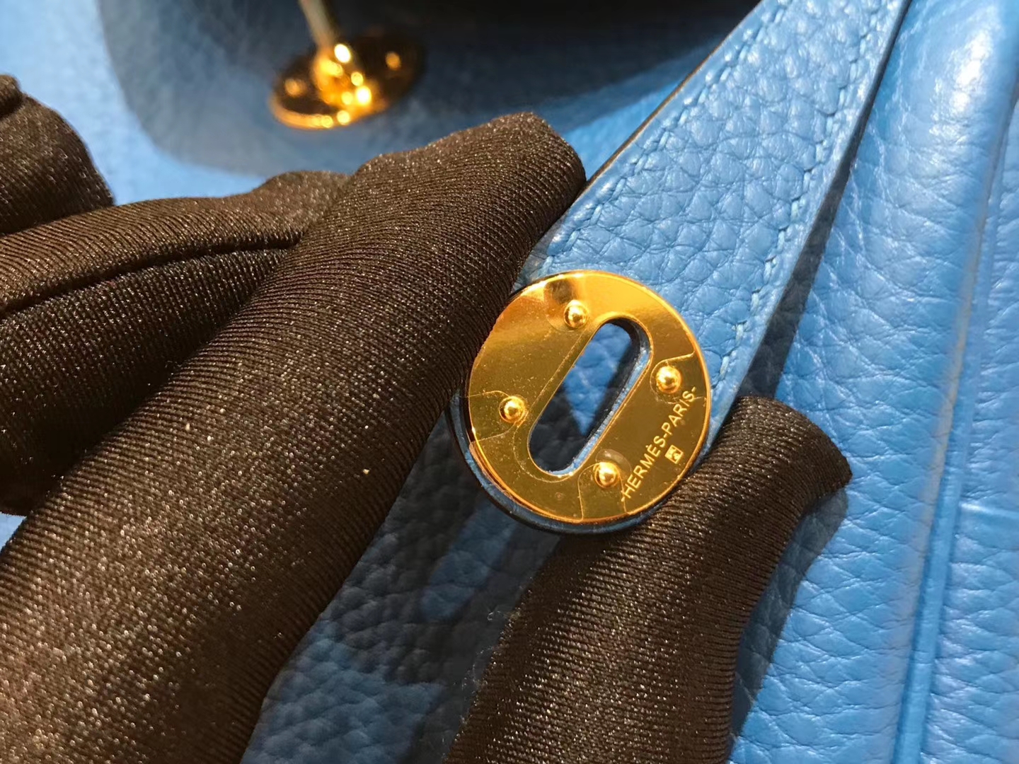 Hermès（爱马仕）Mini Lindy 18cm TC大牛皮 水妖蓝 原版蜜蜡线 顶级手缝工艺