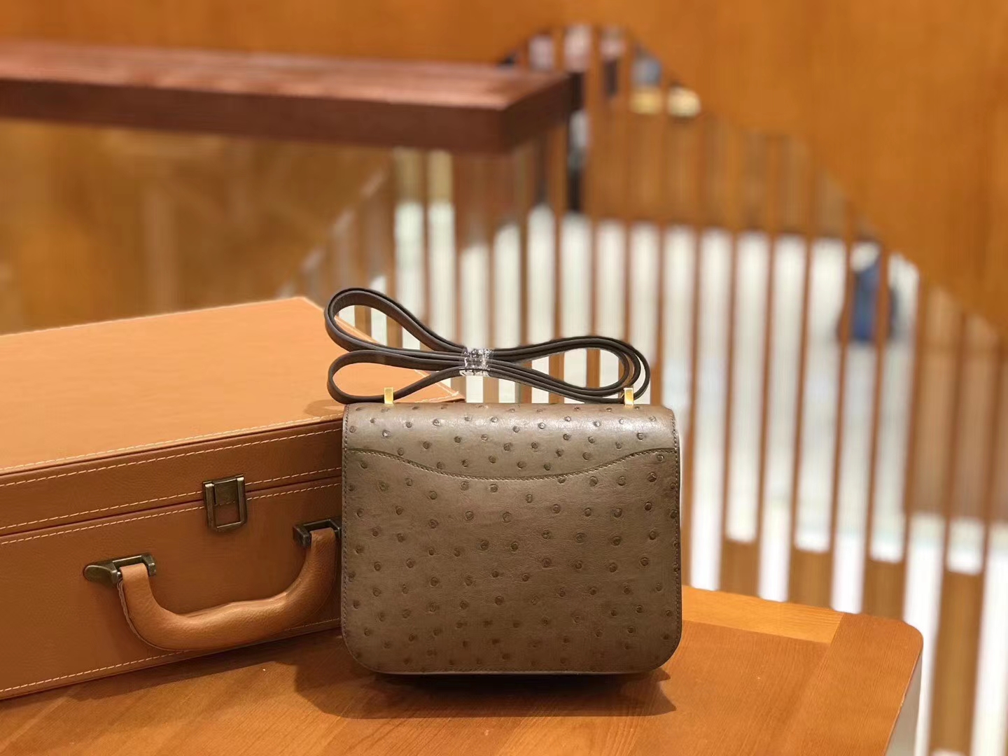 Hermès（爱马仕）Constance 18cm 摩卡 南非KK级鸵鸟皮 金扣 原版蜜蜡线 顶级手工