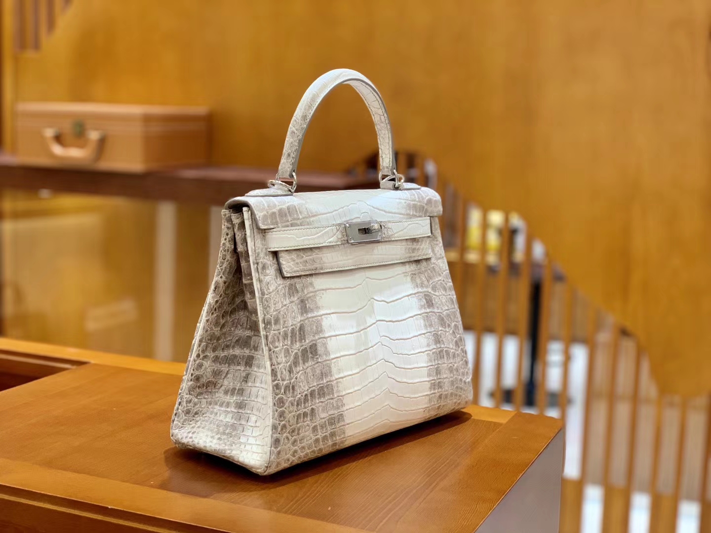 Hermès（爱马仕）Kelly 28cm 喜马拉雅 一级尼罗鳄鱼皮 银扣 原版蜜蜡线 顶级手工缝制
