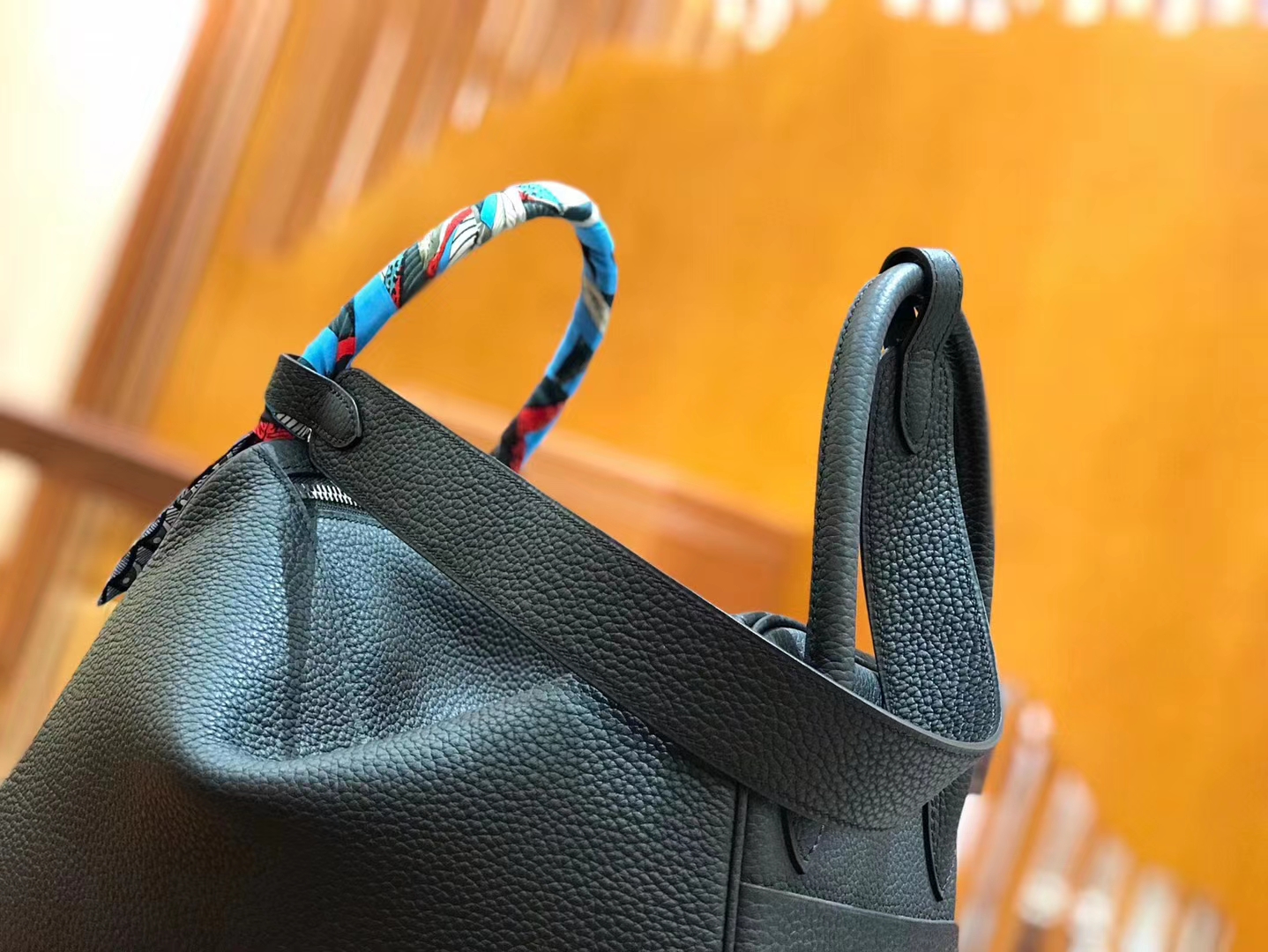 Hermès（爱马仕）Lindy 30cm 经典黑 Togo小牛皮 银扣 原版蜜蜡线 顶级手工缝制