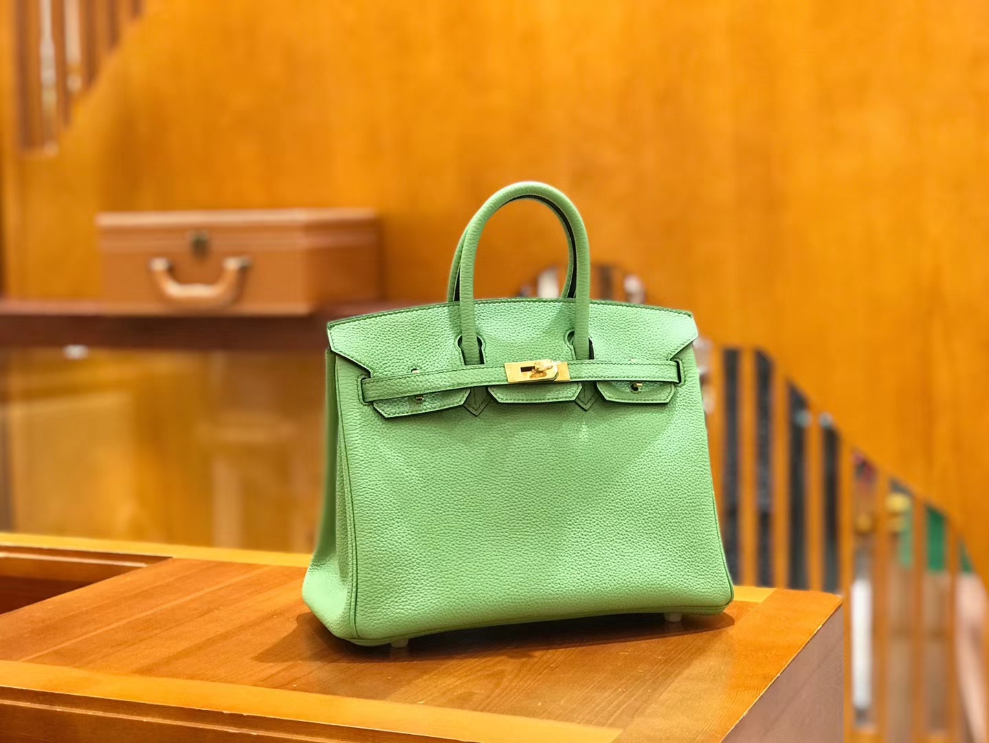 Hermès（爱马仕）Birkin 25cm 牛油果绿 Togo小牛皮 金扣 原版蜜蜡线 顶级手工缝制