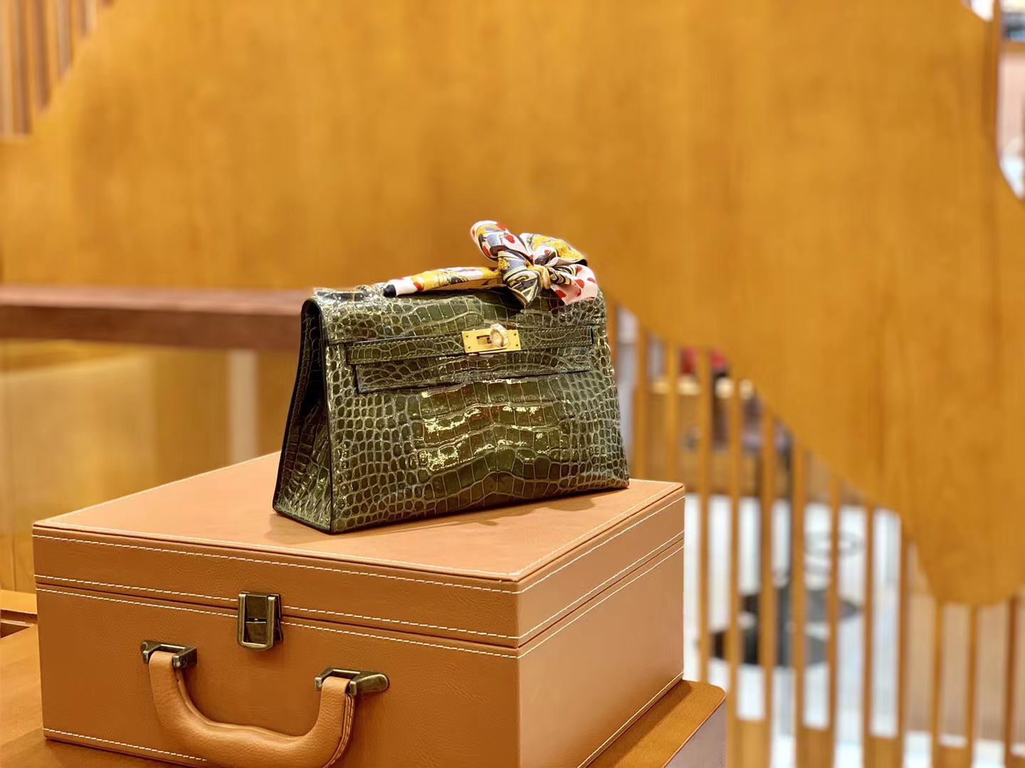 Hermès（爱马仕）Mini kelly 22cm 一级尼罗鳄 橄榄绿 金扣 原版蜜蜡线 顶级手缝