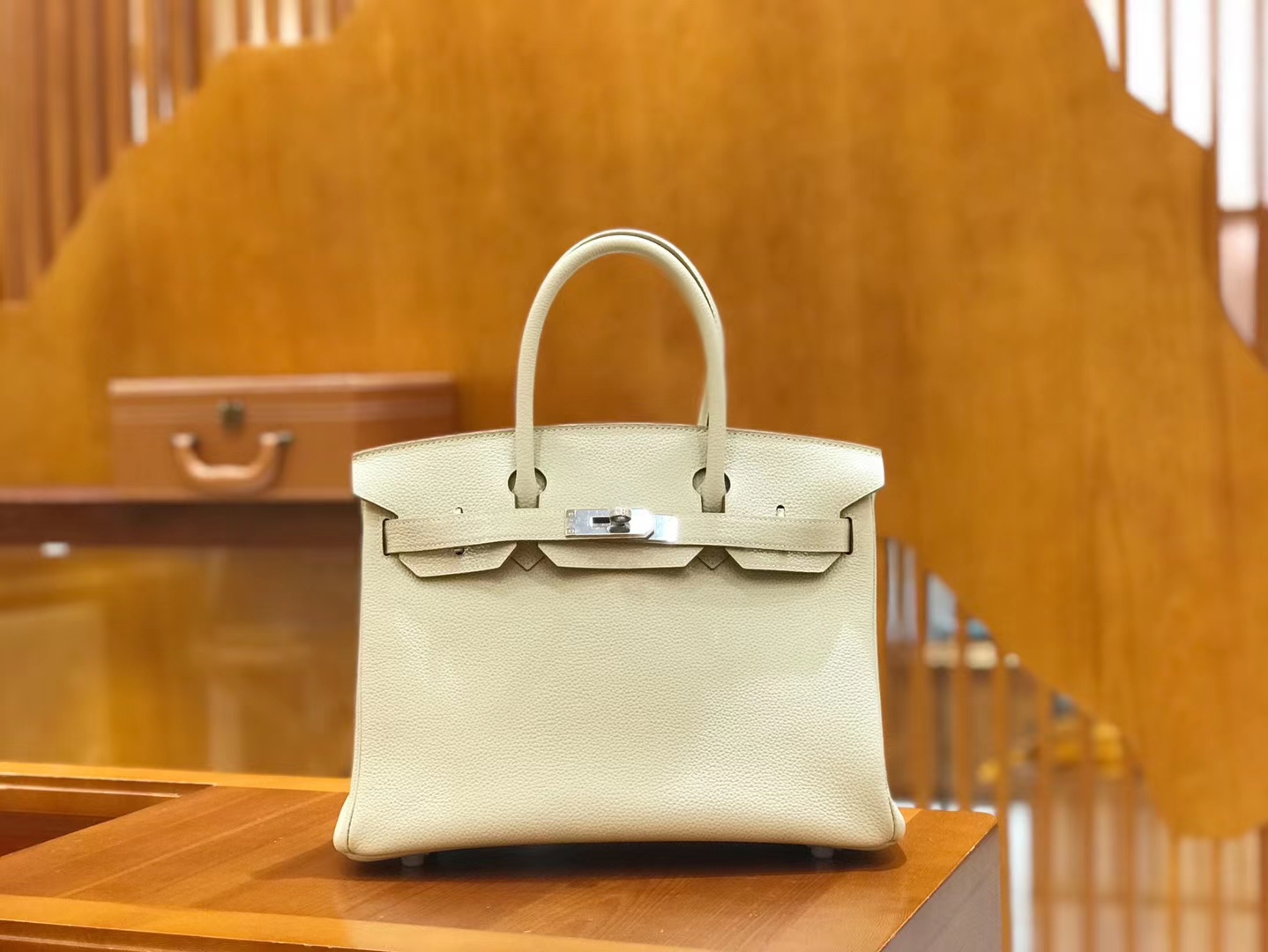 Hermès（爱马仕）Birkin 30cm 奶昔白 Togo小牛皮 银扣 原版蜜蜡线 顶级手工缝制