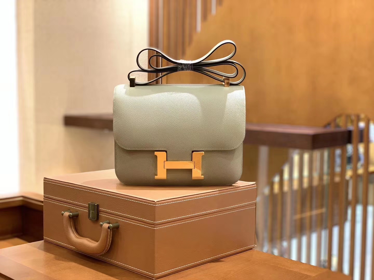 Hermès（爱马仕）Constance 23cm 斑鸠灰 Epsom 掌纹小牛皮 金扣 原版蜜蜡线 顶级手工缝制
