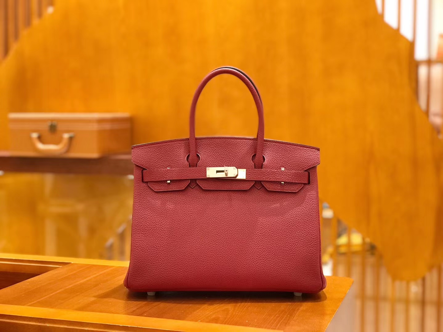 Hermès（爱马仕）Birkin 30cm 石榴红 Togo小牛皮 银扣 原版蜜蜡线 顶级手工缝制