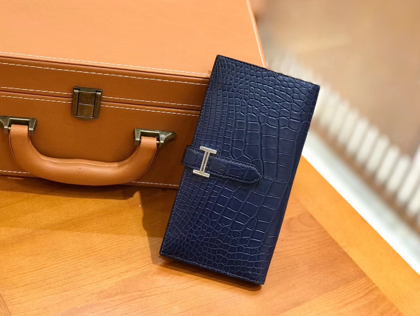 Hermès（爱马仕）Bearn 长夹 午夜蓝 一级美洲鳄鱼皮 银扣 原版蜜蜡线 顶级手工