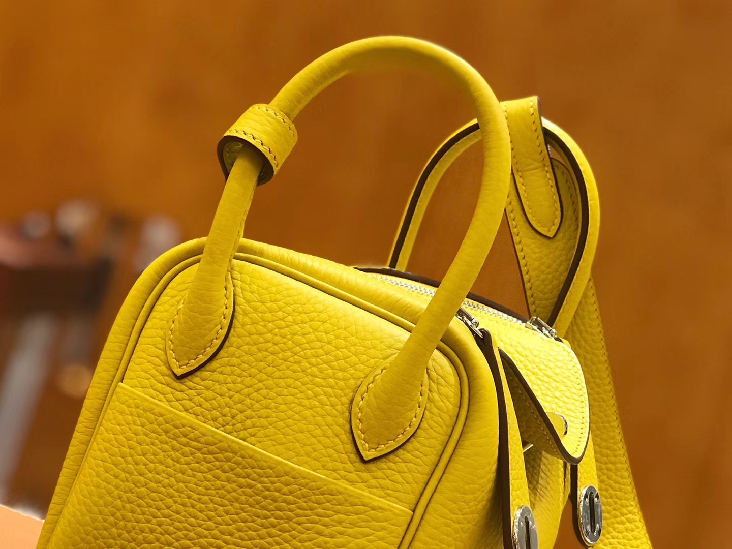 Hermès（爱马仕）Mini Lindy 18cm TC大牛皮 那不勒斯黄 原版蜜蜡线 顶级手缝工艺