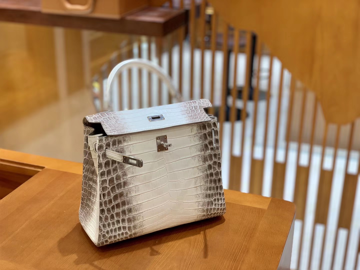 Hermès（爱马仕）Kelly 25cm 喜马拉雅 一级尼罗鳄鱼皮 特级皮 原版蜜蜡线 顶级手工缝制