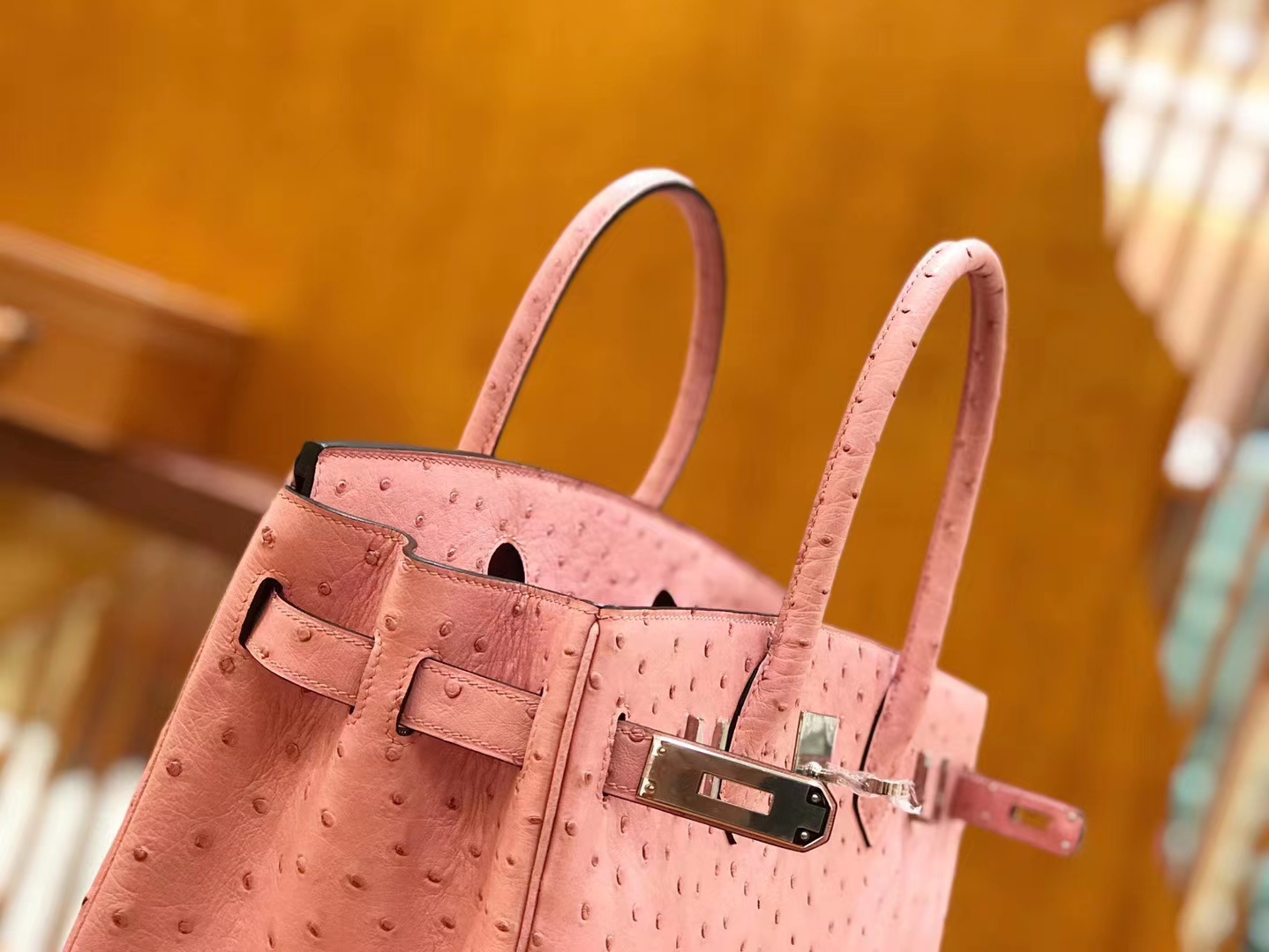 Hermès（爱马仕）新增现货 Birkin 30cm 奶昔粉 南非KK级鸵鸟皮 银扣 原版蜜蜡线 顶级手工缝制
