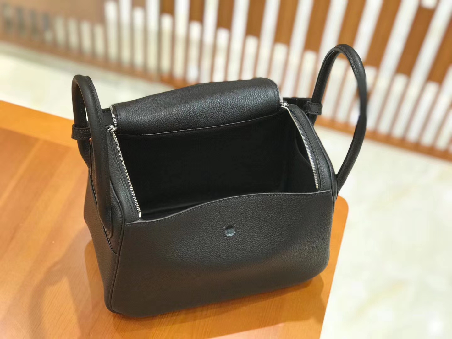 Hermès（爱马仕）Lindy 26cm 经典黑 Togo小牛皮拼鳄鱼皮 原版蜜蜡线 顶级手缝