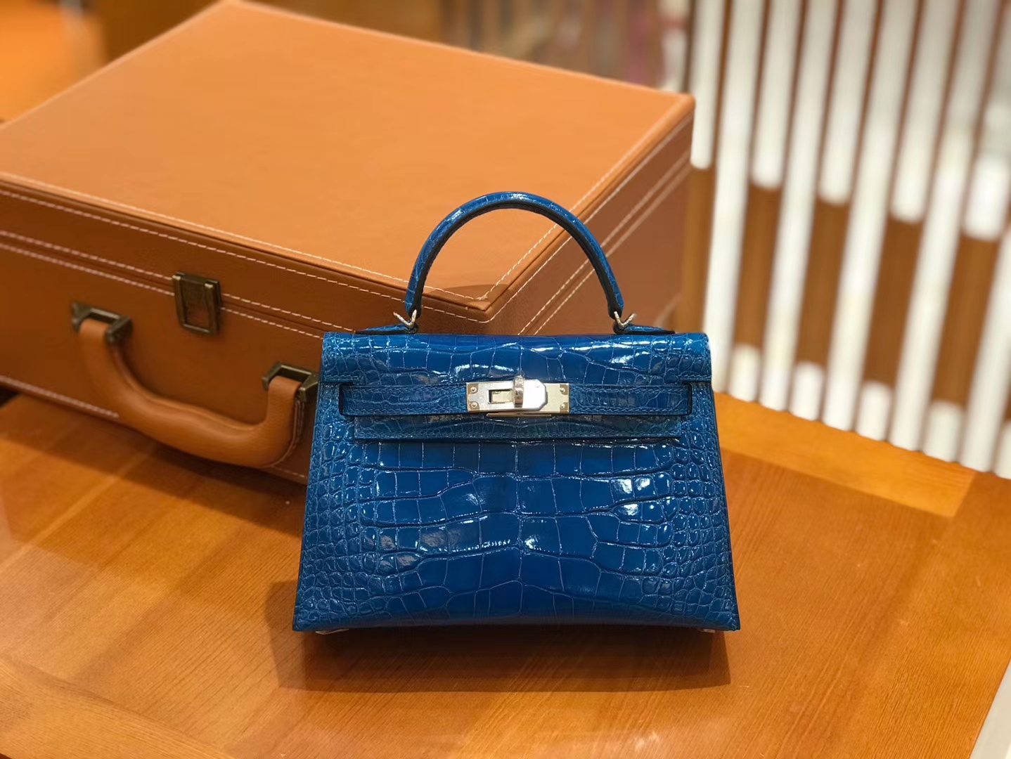Hermès（爱马仕）Mini kelly 二代 19cm 美洲鳄鱼皮 伊兹密尔蓝 银扣 原版蜜蜡线 顶级手缝