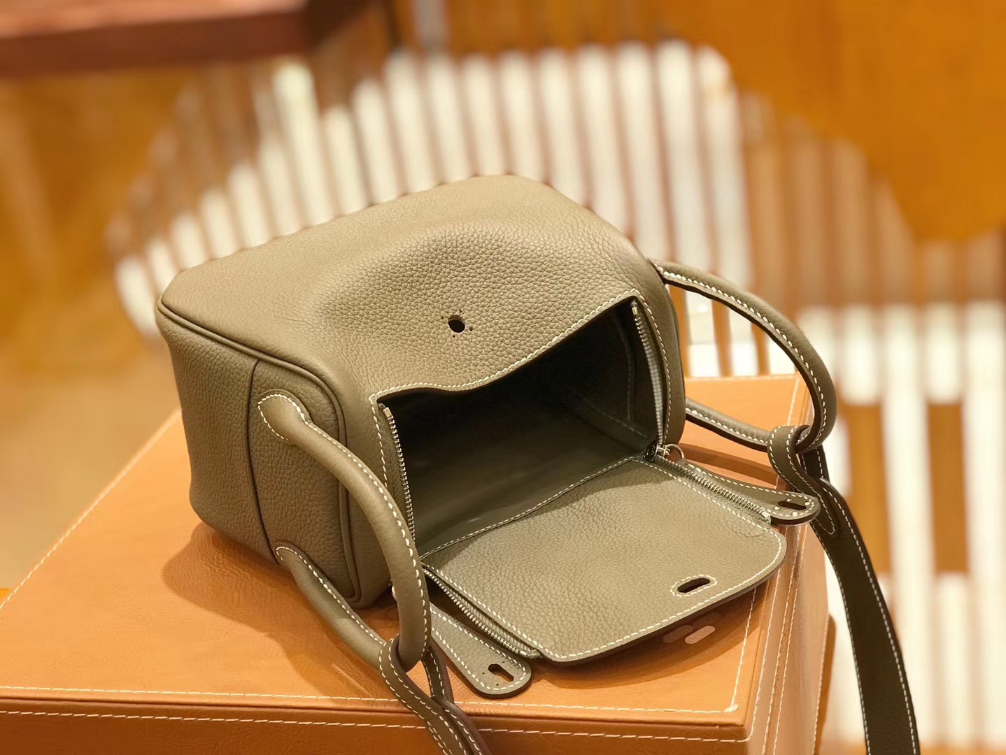Hermès（爱马仕）Mini Lindy 18cm 大象灰 Togo牛皮 银扣 原版蜜蜡线 顶级手工缝制