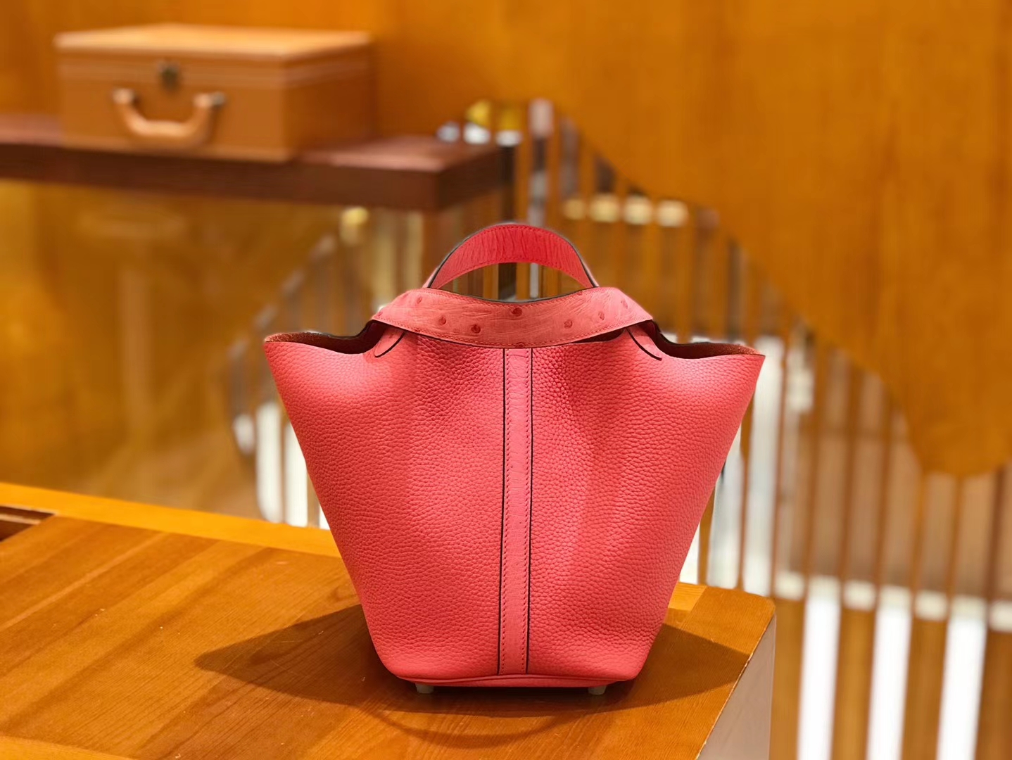Hermès（爱马仕）Picotin 18cm 唇膏粉 鸵鸟皮拼Togo皮 银扣 原版蜜蜡线 顶级手工缝制