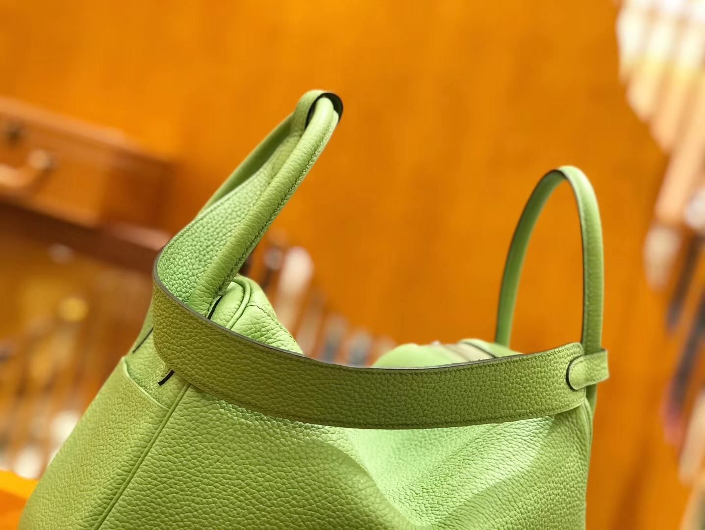 Hermès（爱马仕）Lindy 30cm 牛油果绿 Togo牛皮 银扣 原版蜜蜡线 顶级手缝 现货