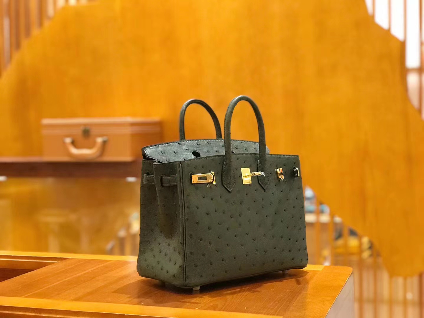 Hermès（爱马仕）Birkin 25cm 松柏绿 南非KK鸵鸟皮 金扣 原版蜜蜡线 顶级手缝 现货