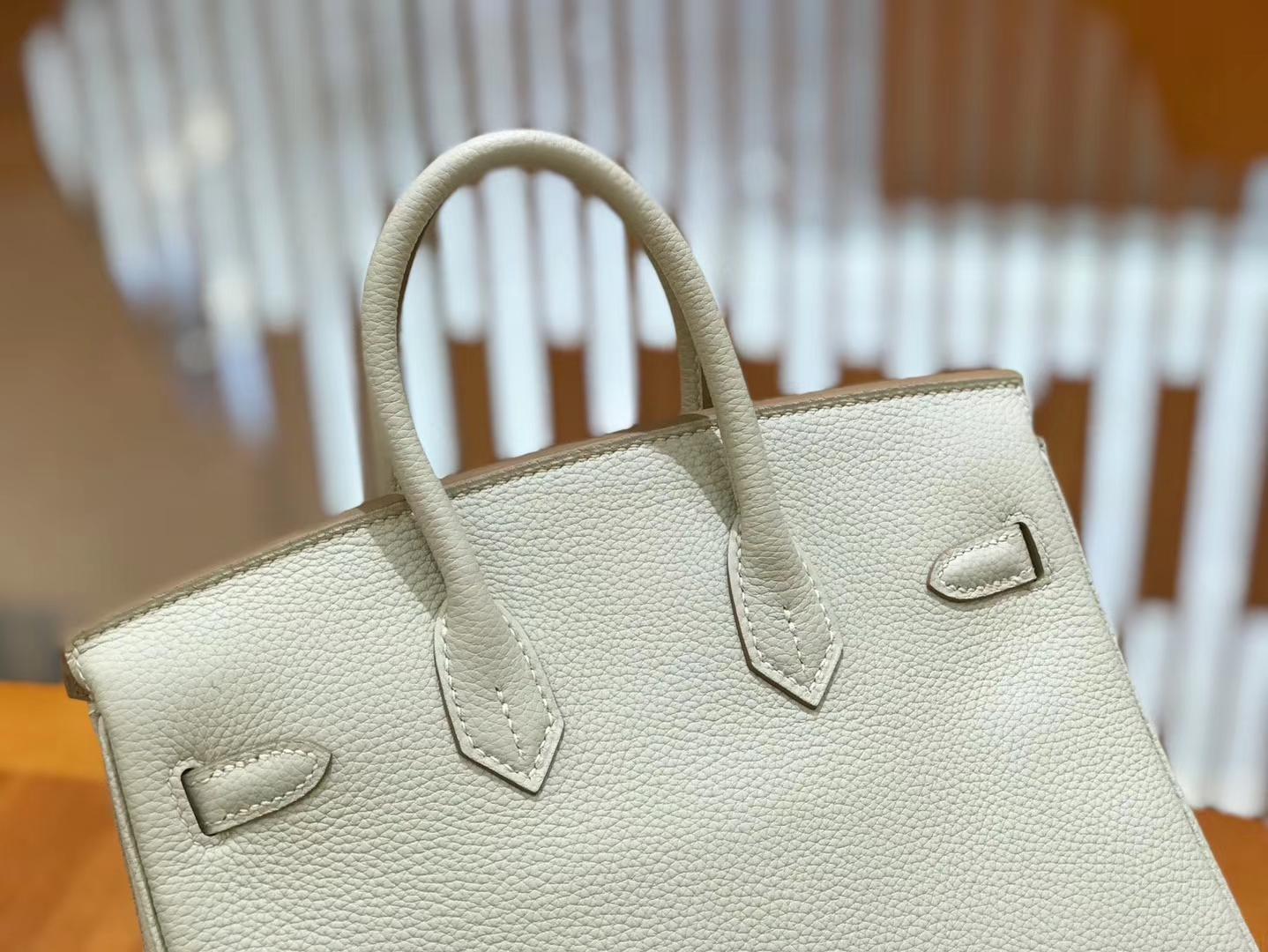 Hermès（爱马仕）Birkin 25cm 奶昔白 Togo小牛皮 银扣 原版蜜蜡线 顶级手缝
