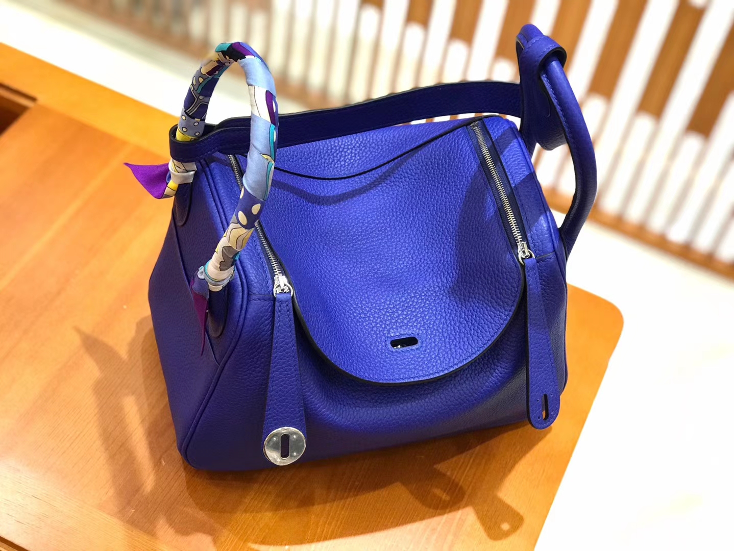Hermès（爱马仕）Lindy 26cm 电光蓝 Togo牛皮 银扣 原版蜜蜡线 顶级手缝