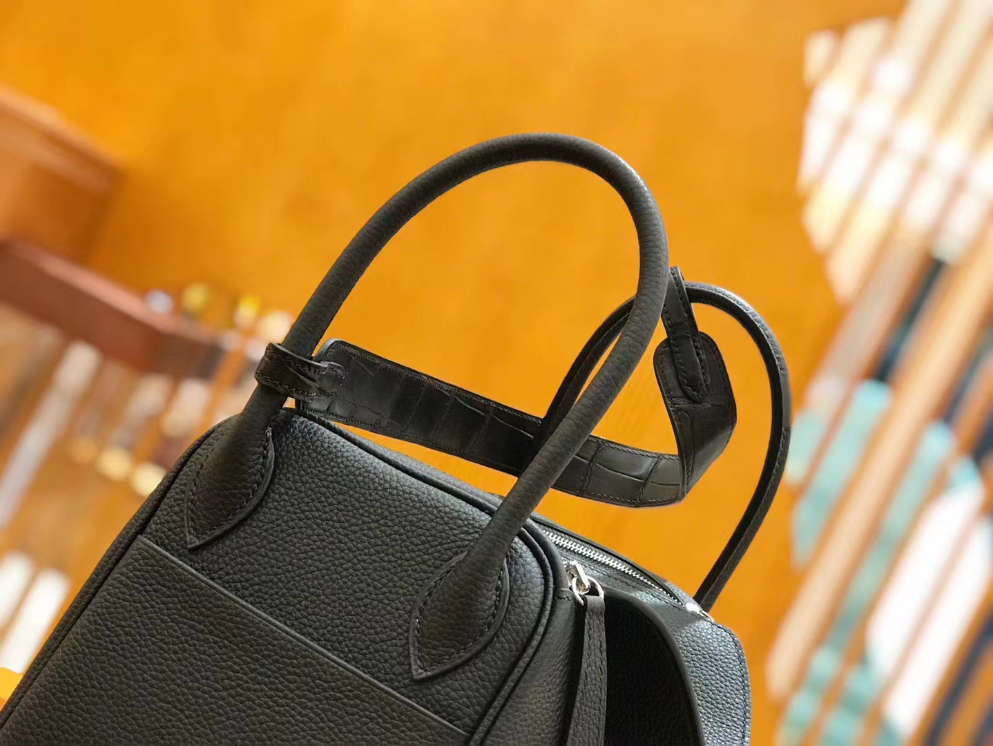 Hermès（爱马仕）Lindy 26cm 经典黑 Togo小牛皮拼鳄鱼皮 原版蜜蜡线 顶级手缝