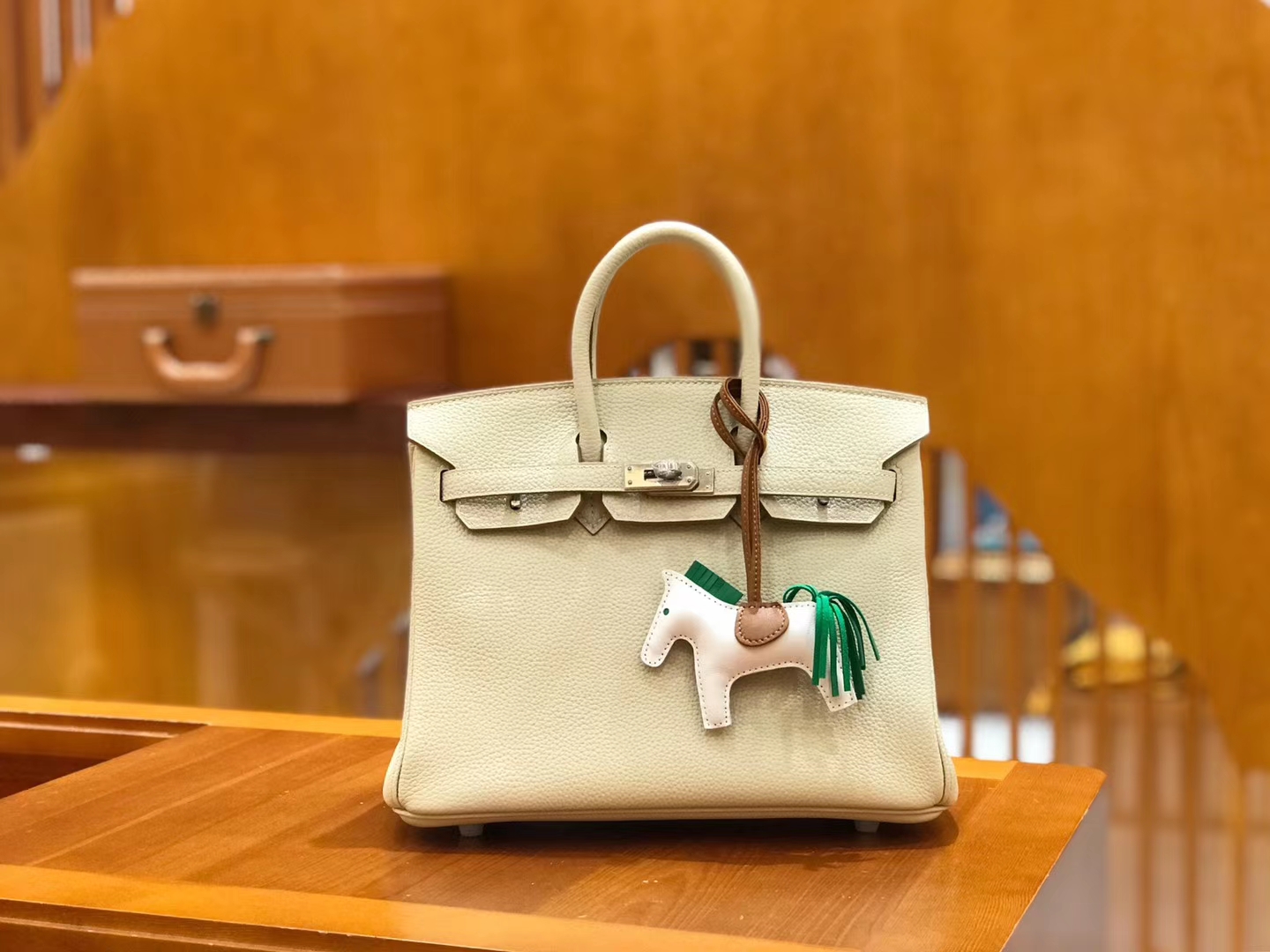 Hermès（爱马仕）Birkin 25cm 奶昔白 Togo小牛皮 银扣 原版蜜蜡线 顶级手缝