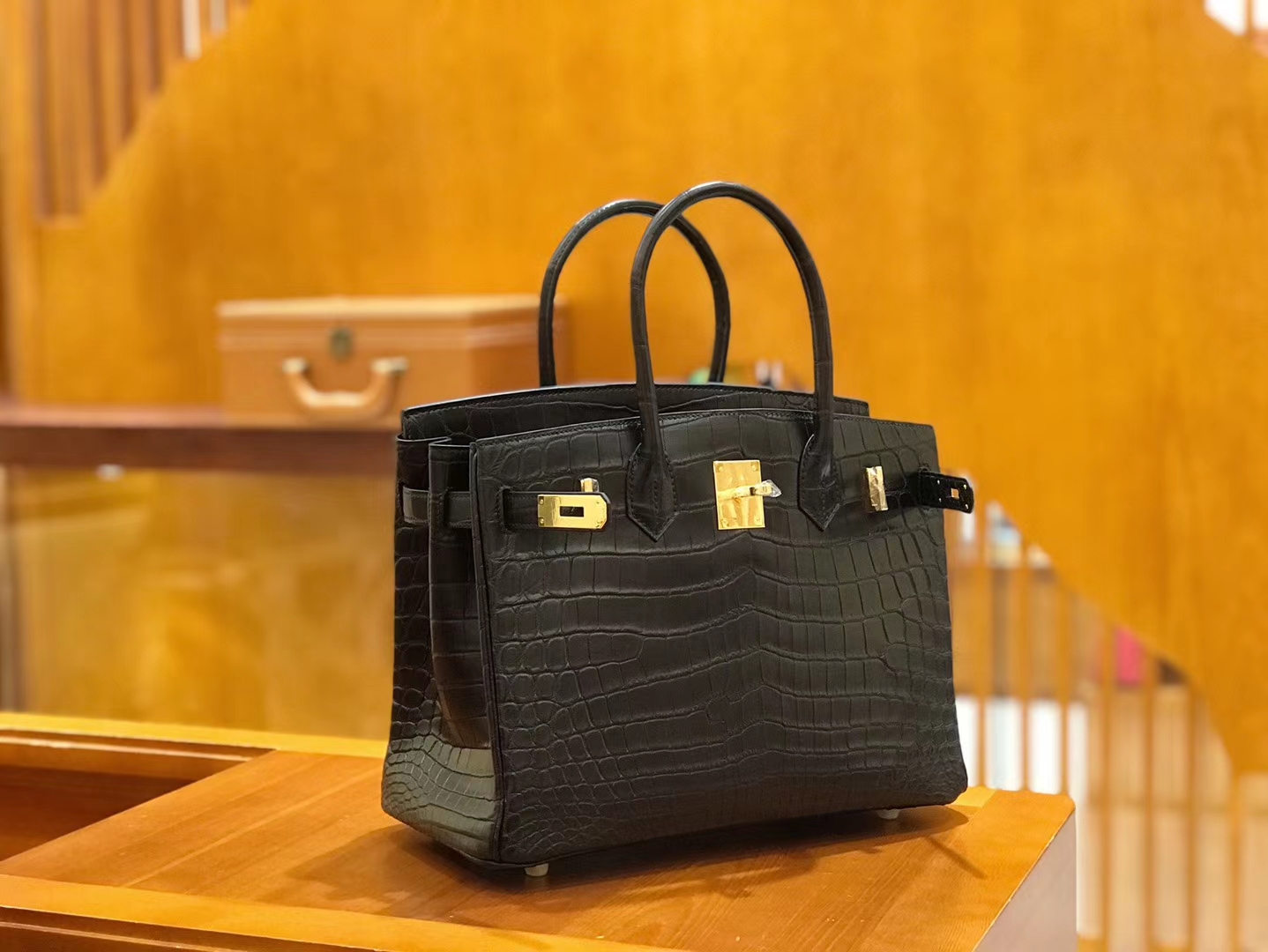 Hermès（爱马仕）Birkin 30cm 经典黑 雾面 尼罗鳄鱼皮 金扣 原版蜜蜡线 顶级手缝 现货