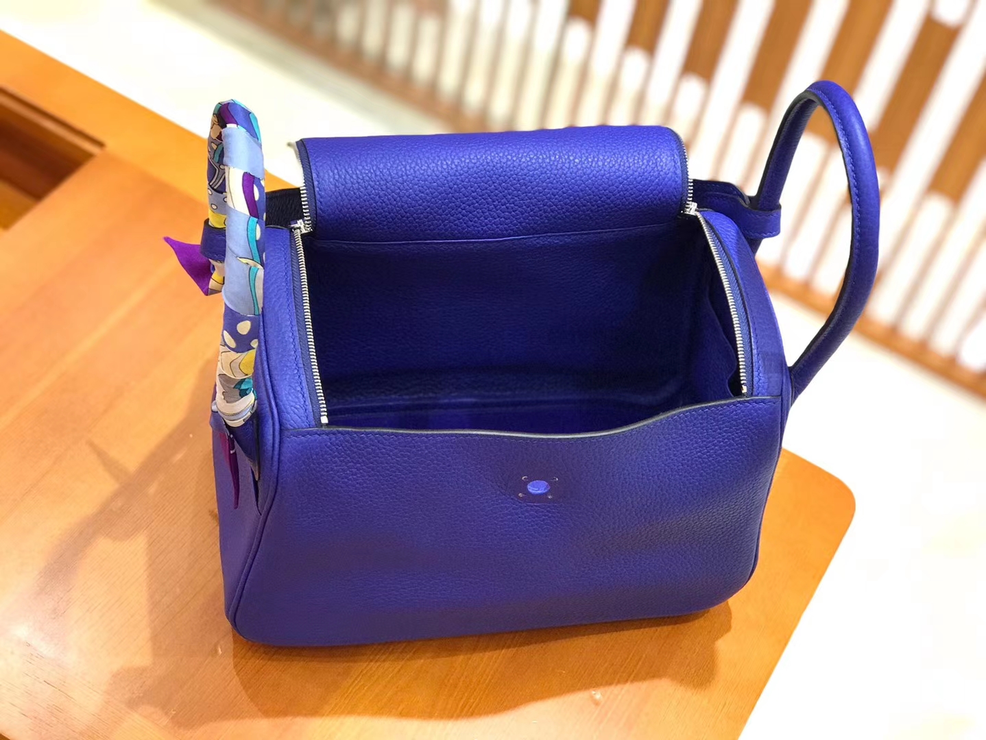 Hermès（爱马仕）Lindy 26cm 电光蓝 Togo牛皮 银扣 原版蜜蜡线 顶级手缝