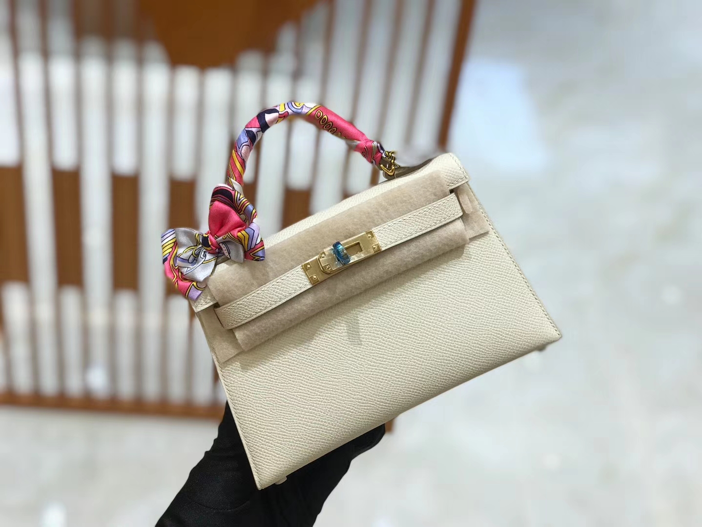 Hermès（爱马仕）Mini kelly 二代 奶昔白 Epsom 掌纹小牛皮 金扣 原版蜜蜡线 顶级手缝