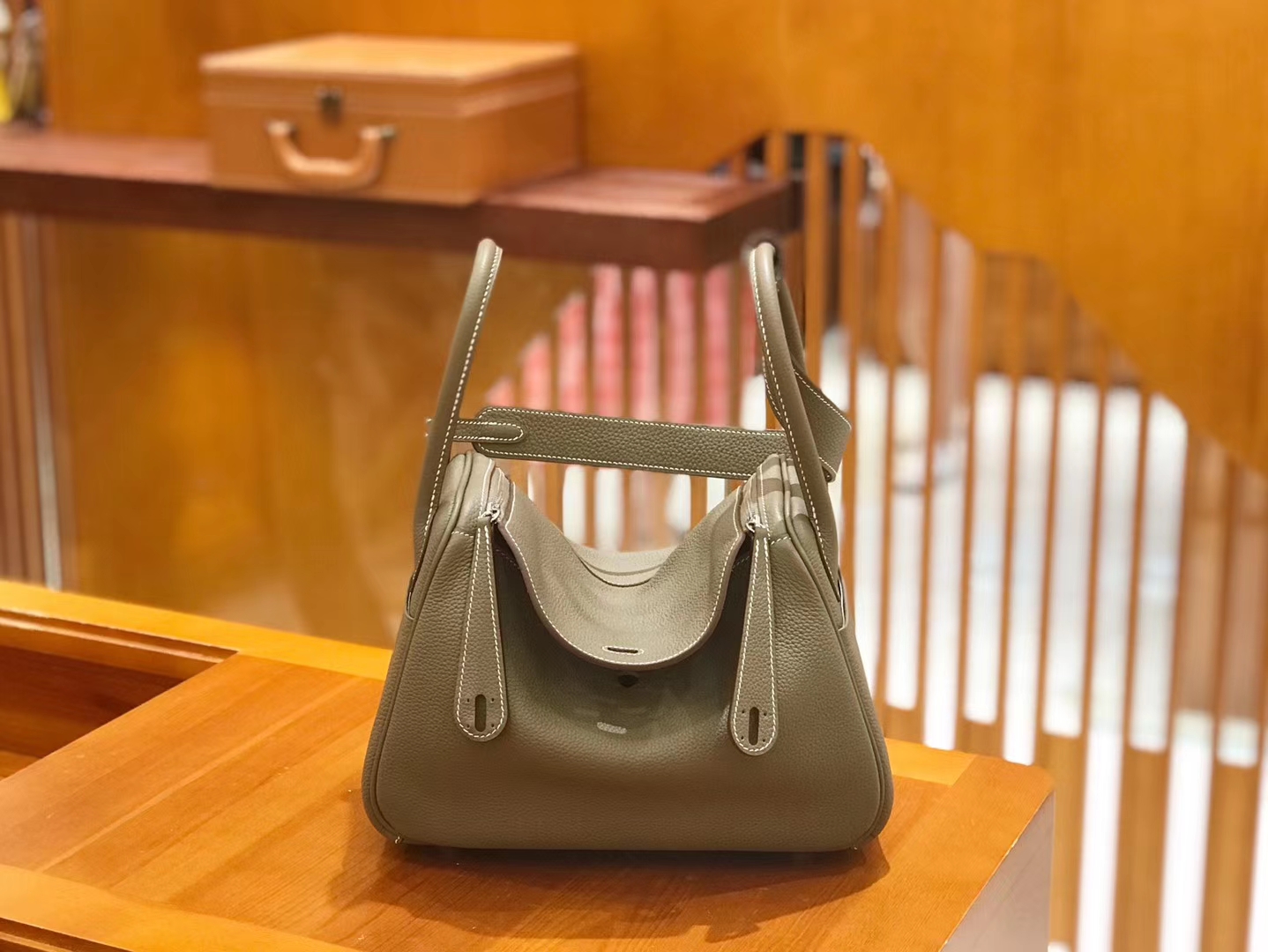 Hermès（爱马仕）Lindy 26cm 大象灰 Togo 牛皮 银扣 原版蜜蜡线 顶级手缝