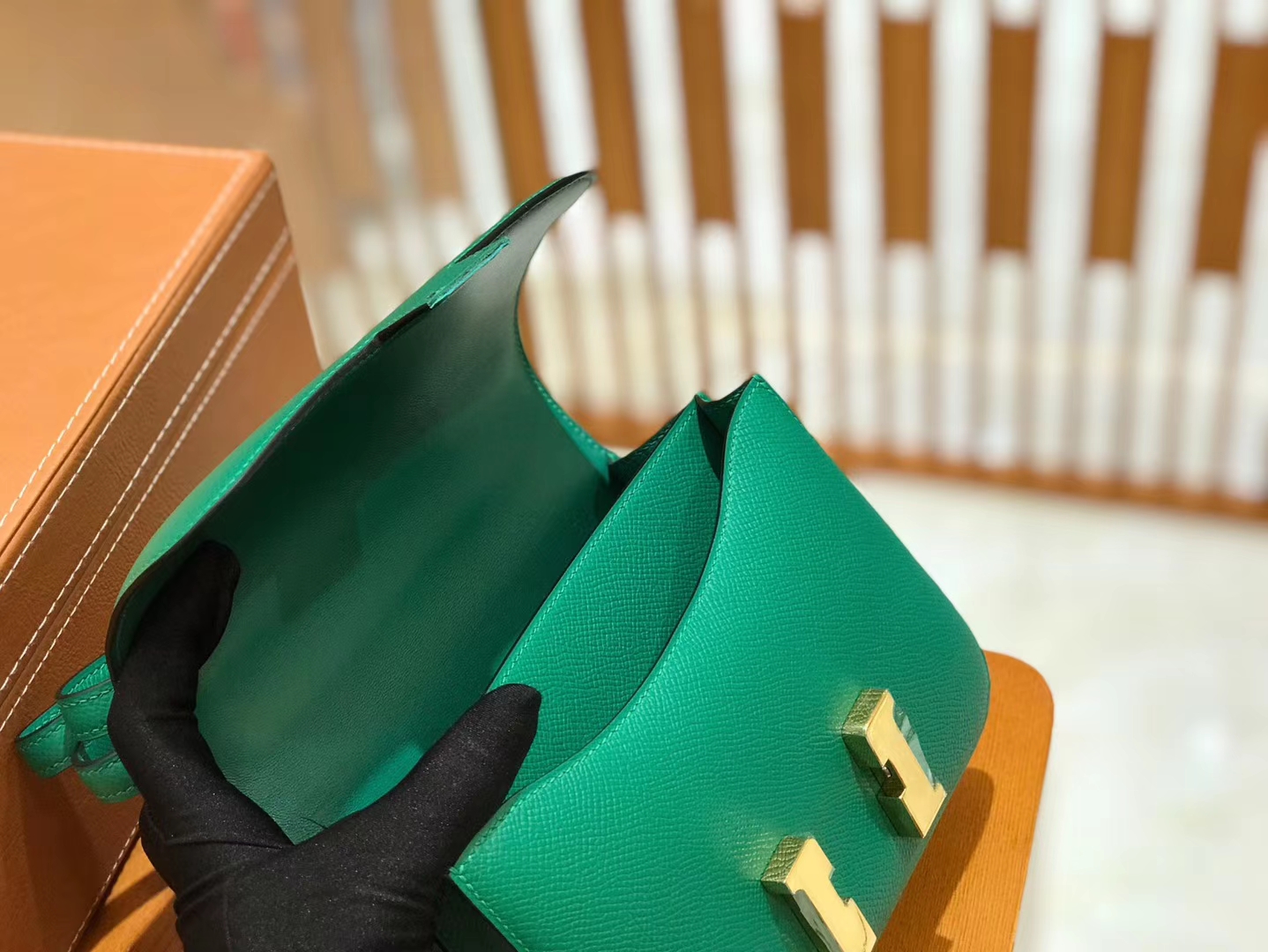Hermès（爱马仕）康斯坦 18cm 丝绒绿 Epsom 掌纹小牛皮 金扣 原版蜜蜡线 顶级手缝