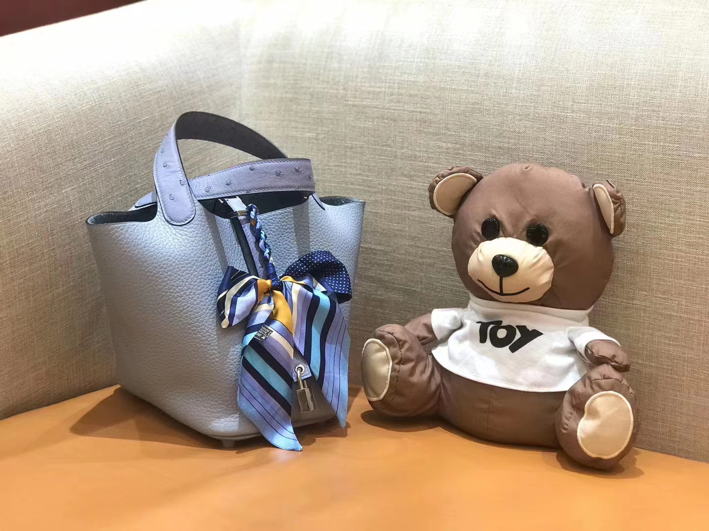 Hermès（爱马仕）菜篮子 18cm 亚麻蓝 鸵鸟皮拼togo小牛皮 原版蜜蜡线 顶级手缝