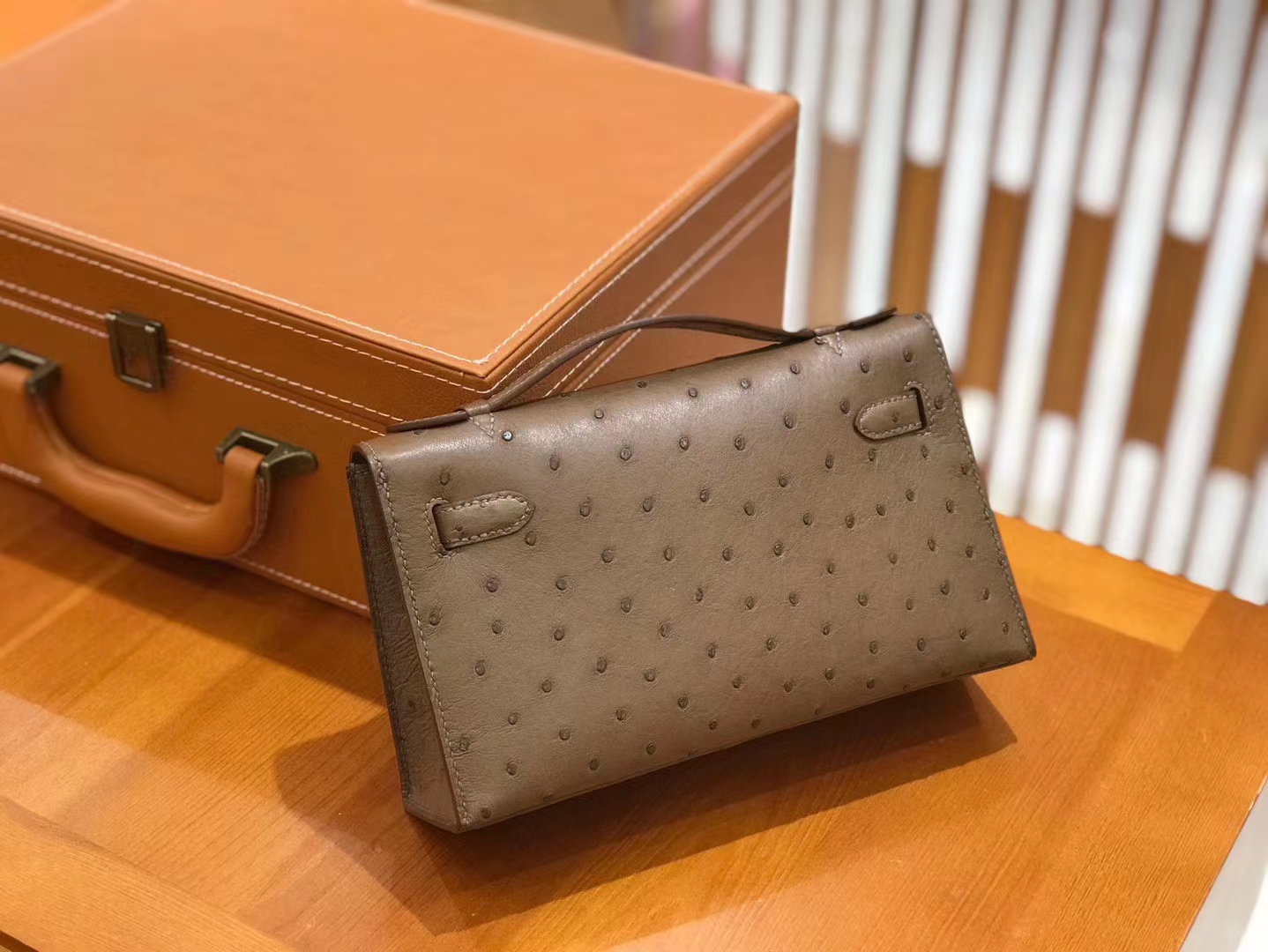 Hermès（爱马仕）Mini kelly一代 摩卡 南非KK鸵鸟皮 金扣 原版蜜蜡线 顶级手缝
