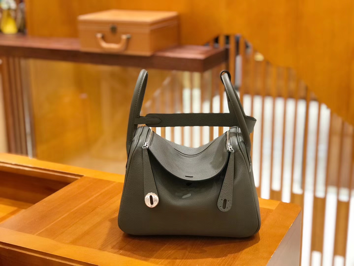 Hermès（爱马仕）Lindy 26cm 锡器灰 Togo 小牛皮 银扣 原版蜜蜡线 顶级手缝