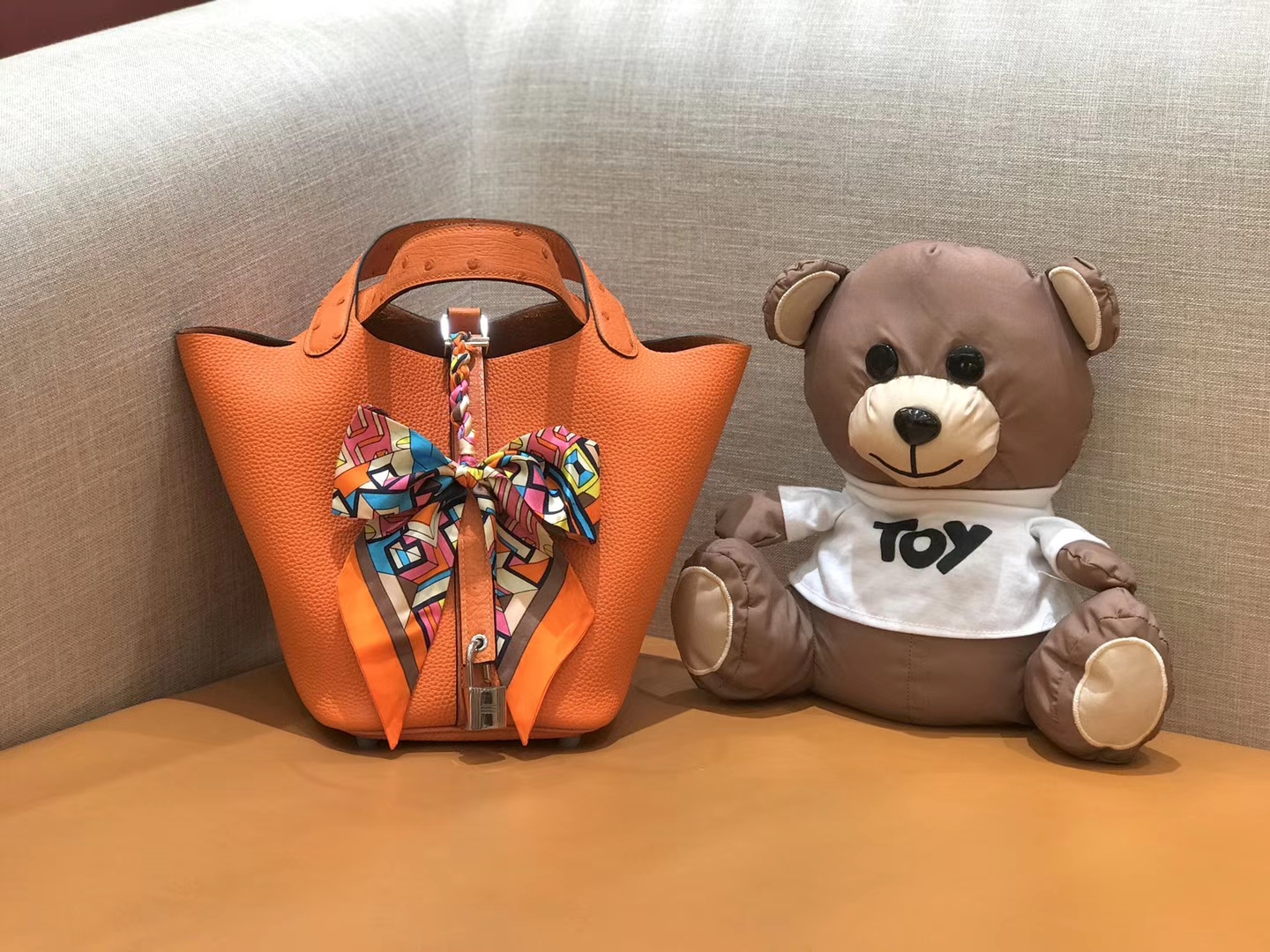 Hermès（爱马仕）菜篮子 18cm 经典橙 鸵鸟皮拼togo小牛皮 原版蜜蜡线 顶级手缝