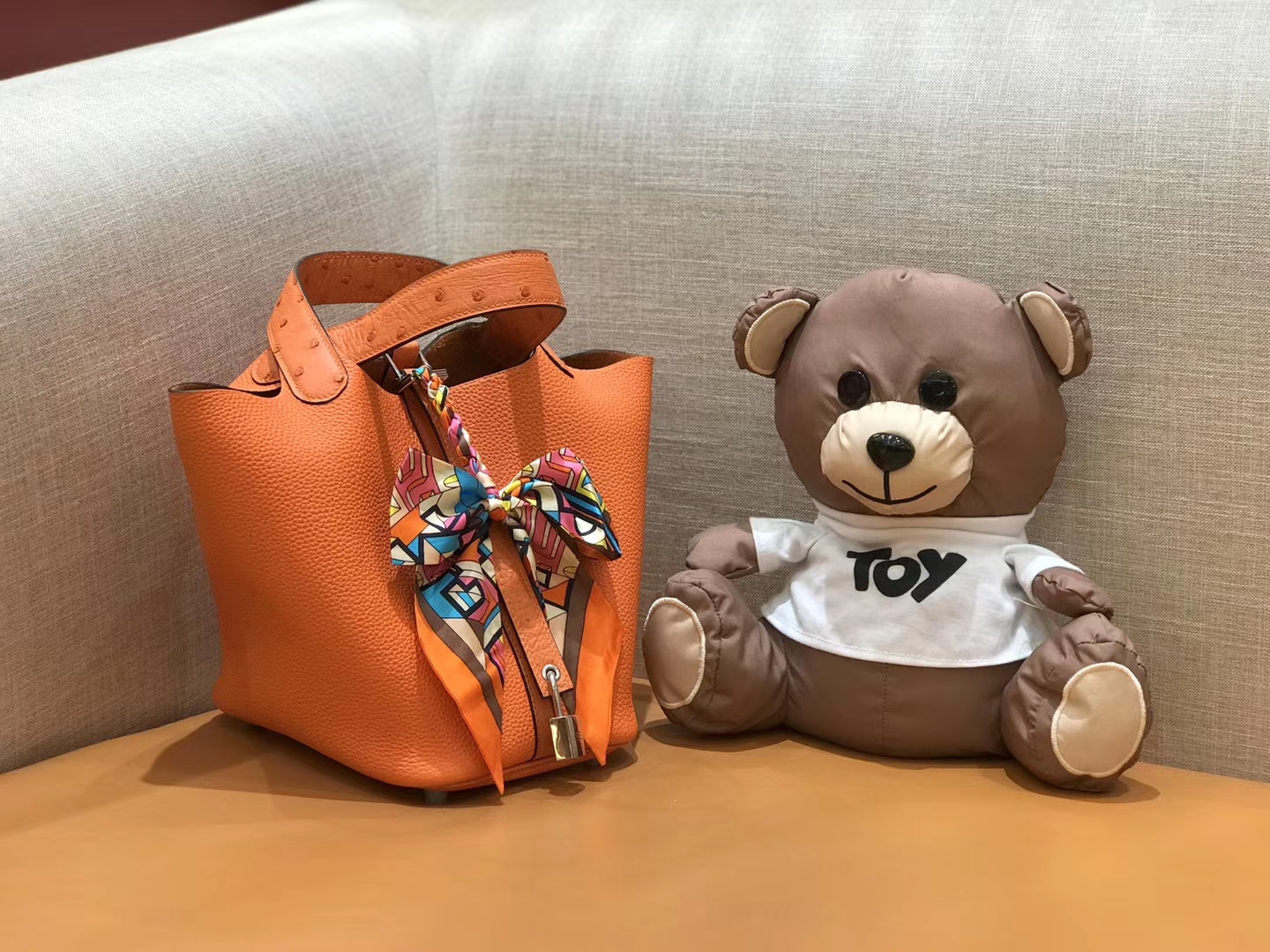 Hermès（爱马仕）菜篮子 18cm 经典橙 鸵鸟皮拼togo小牛皮 原版蜜蜡线 顶级手缝