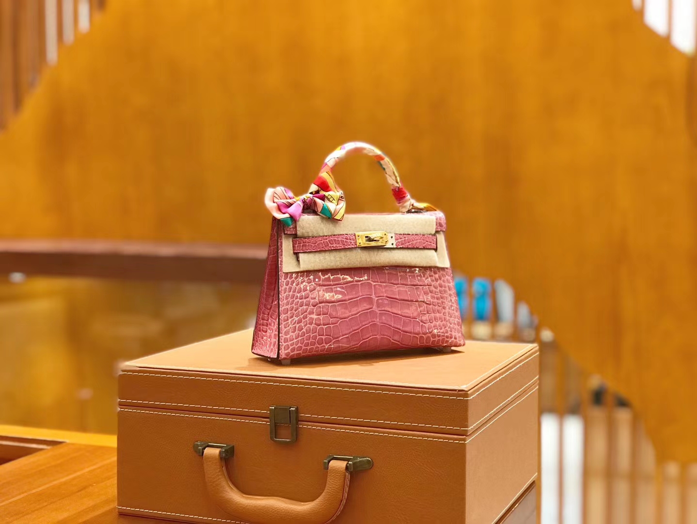 Hermès（爱马仕）Mini kelly 二代 樱花粉 一级美洲鳄鱼皮 金扣 原版蜜蜡线 顶级手缝