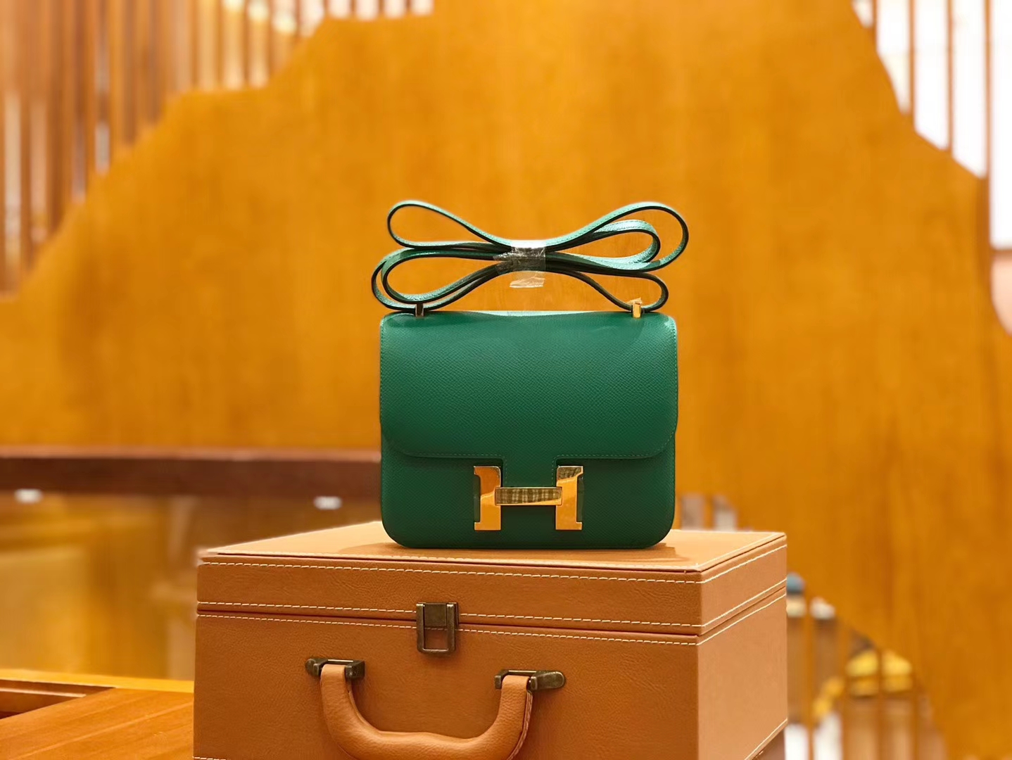 Hermès（爱马仕）康斯坦 18cm 丝绒绿 Epsom 掌纹小牛皮 金扣 原版蜜蜡线 顶级手缝