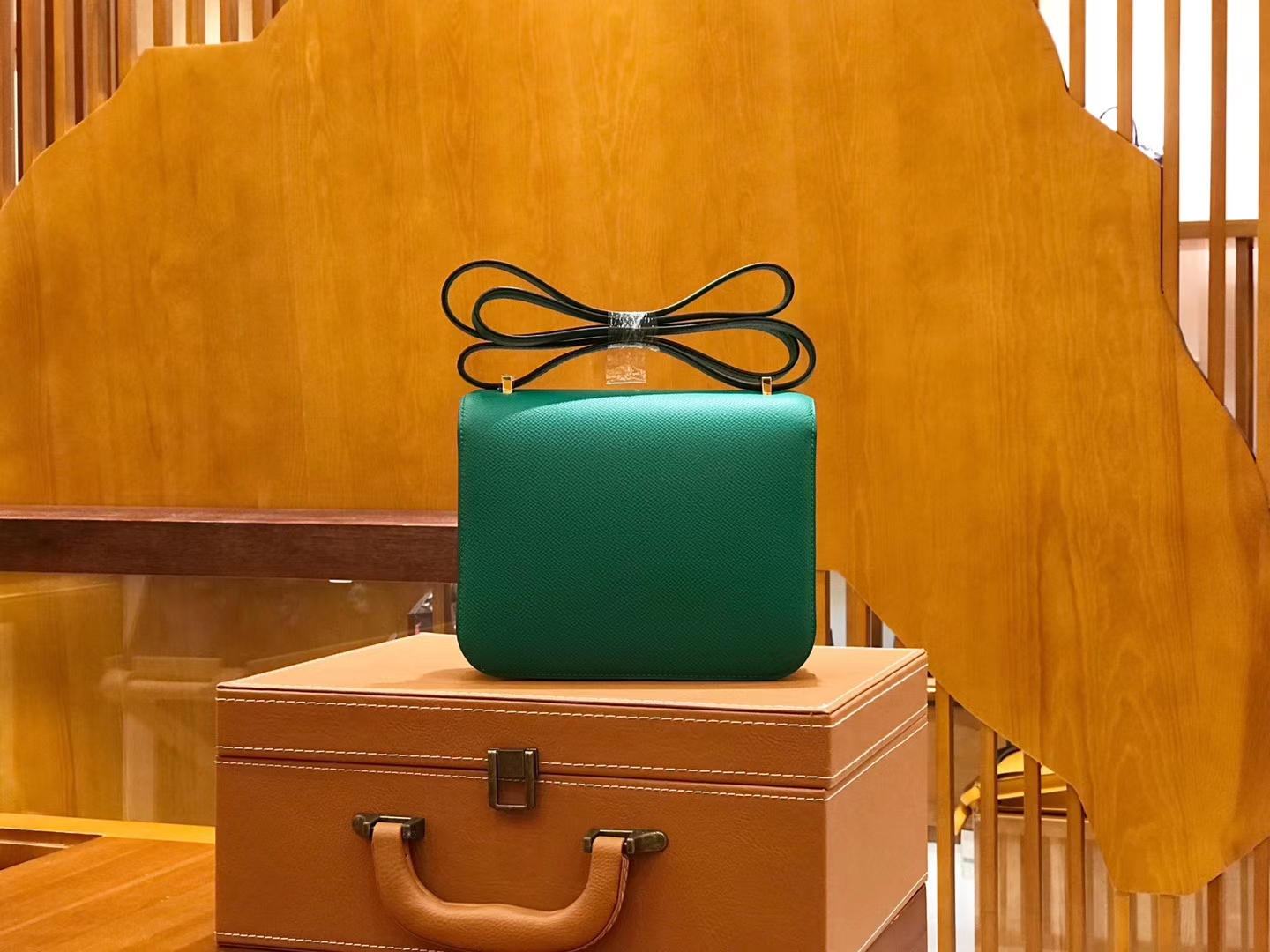 Hermès（爱马仕）康斯坦 18cm 丝绒绿 Epsom 掌纹小牛皮 金扣 原版蜜蜡线 顶级手缝