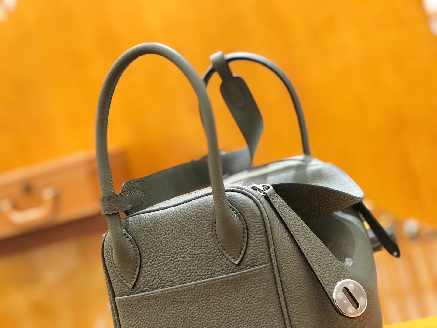 Hermès（爱马仕）Lindy 26cm 锡器灰 Togo 小牛皮 银扣 原版蜜蜡线 顶级手缝