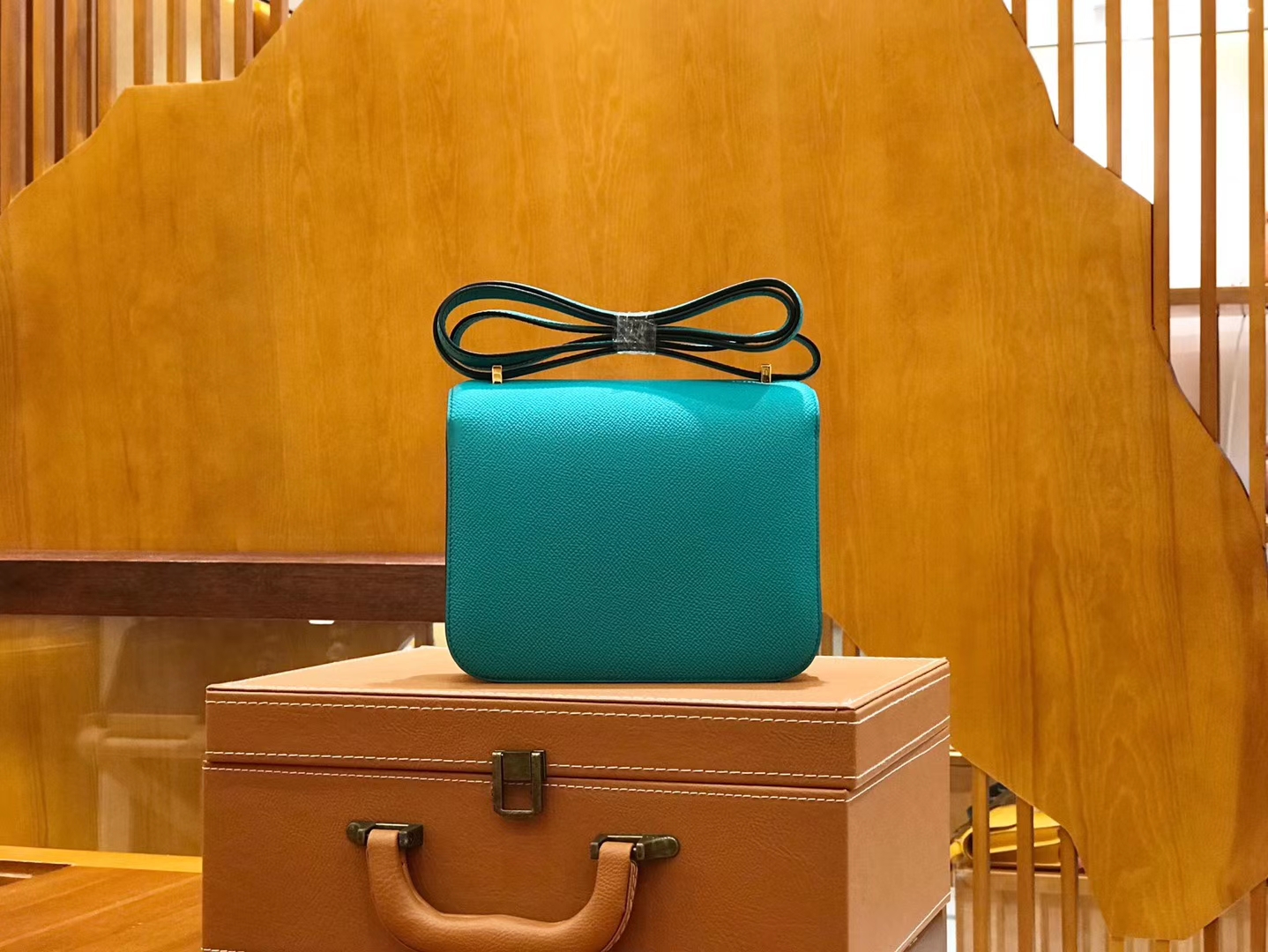 Hermès（爱马仕）康斯坦 18cm 维罗纳绿 Epsom 掌纹小牛皮 金扣 原版蜜蜡线 顶级手缝