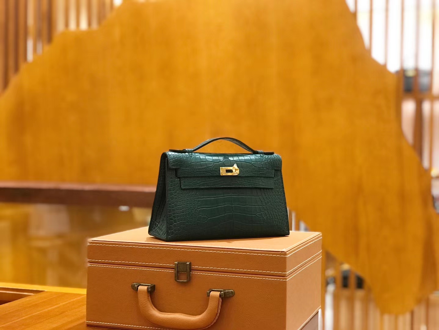 Hermès（爱马仕）Mini kelly 一代 松柏绿 美洲鳄鱼皮 金扣 原版蜜蜡线 顶级手缝