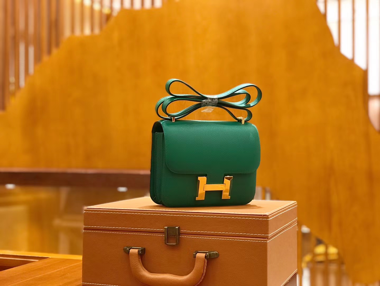 Hermès（爱马仕）康斯坦 18cm 丝绒绿 Epsom 掌纹小牛皮 金扣 原版蜜蜡线 顶级手缝