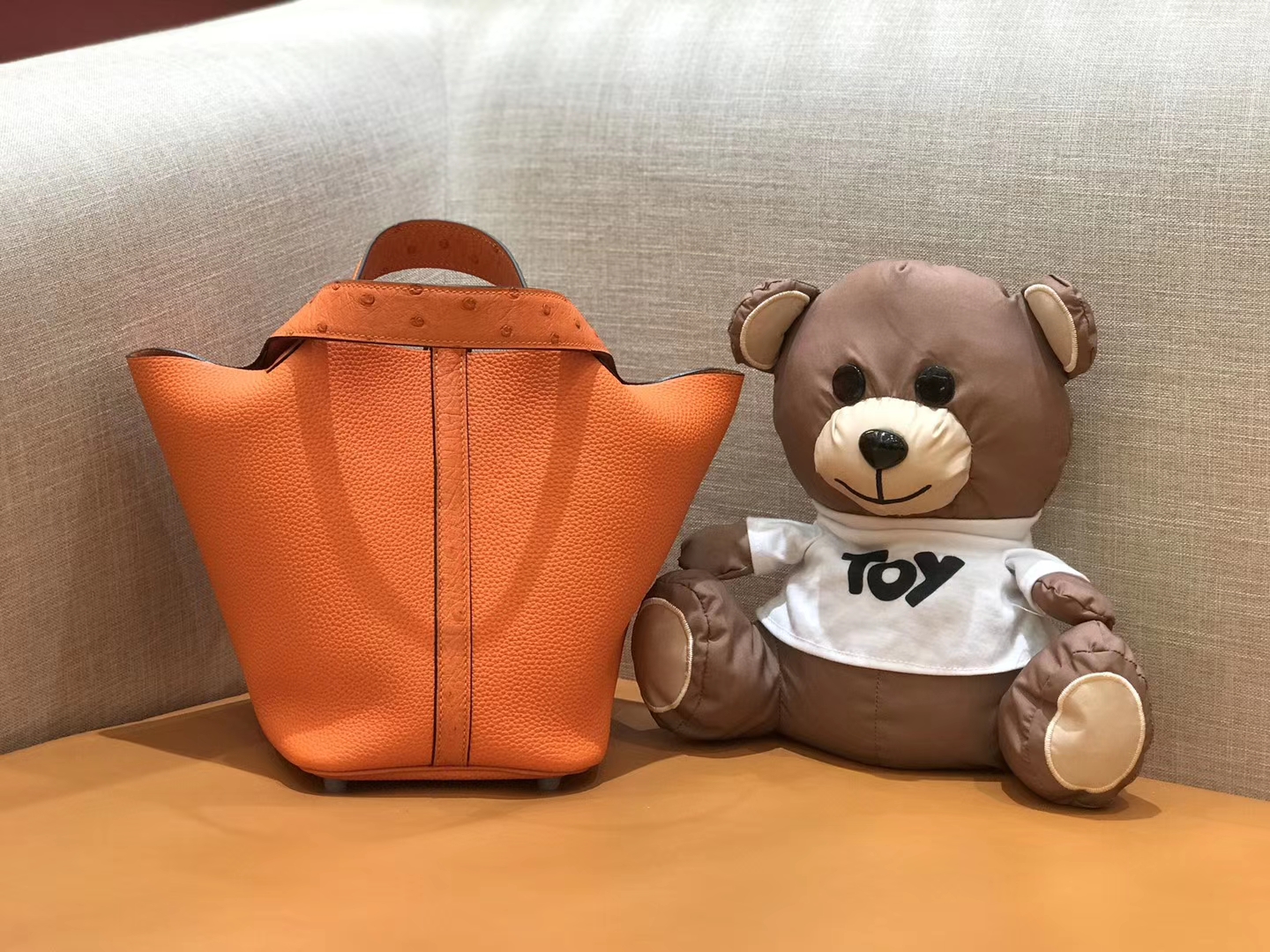Hermès（爱马仕）菜篮子 18cm 经典橙 鸵鸟皮拼togo小牛皮 原版蜜蜡线 顶级手缝