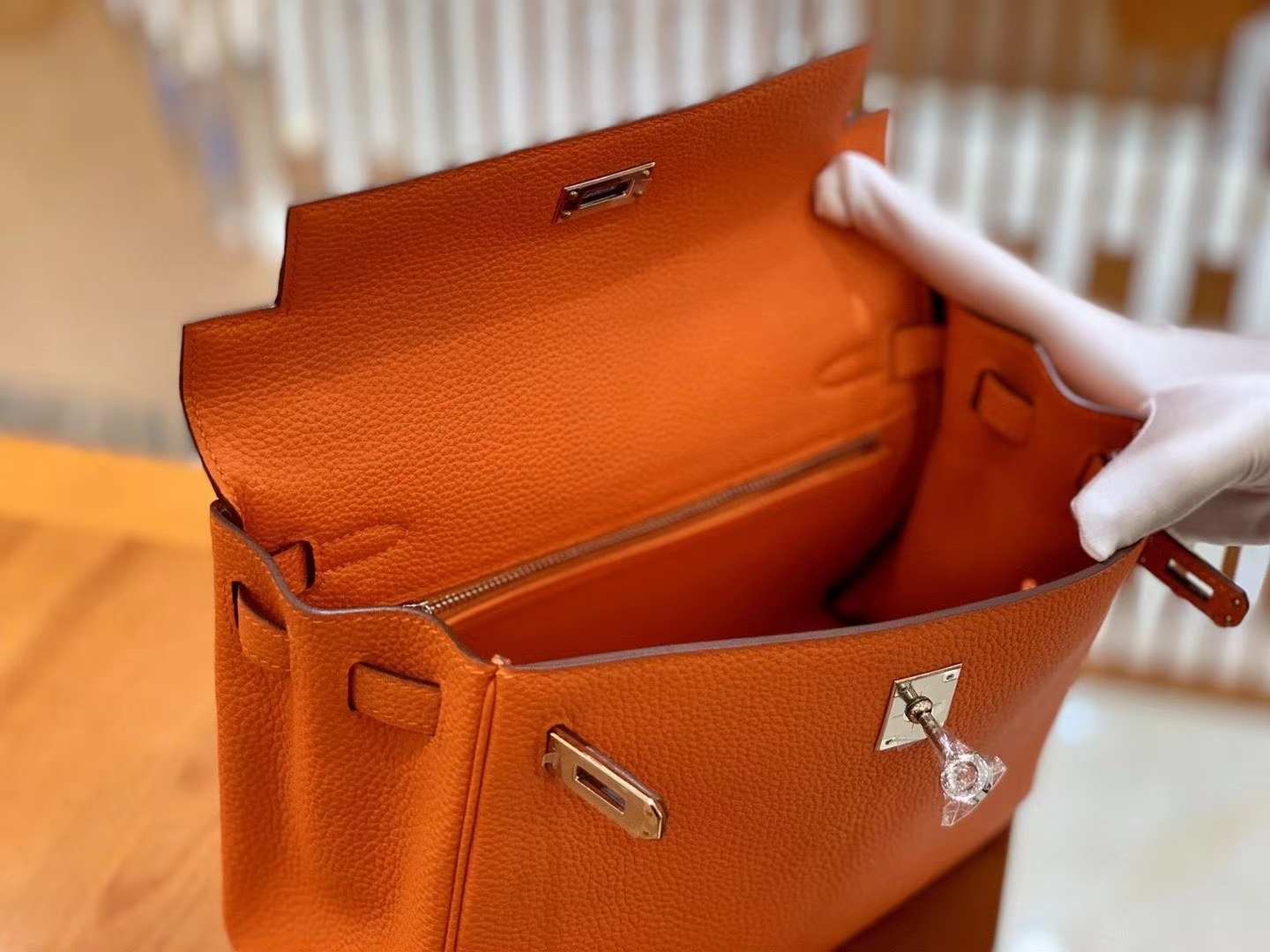 Hermès（爱马仕）Kelly 25cm togo 牛皮 橙色 鳄鱼皮工序版本 全手工缝制