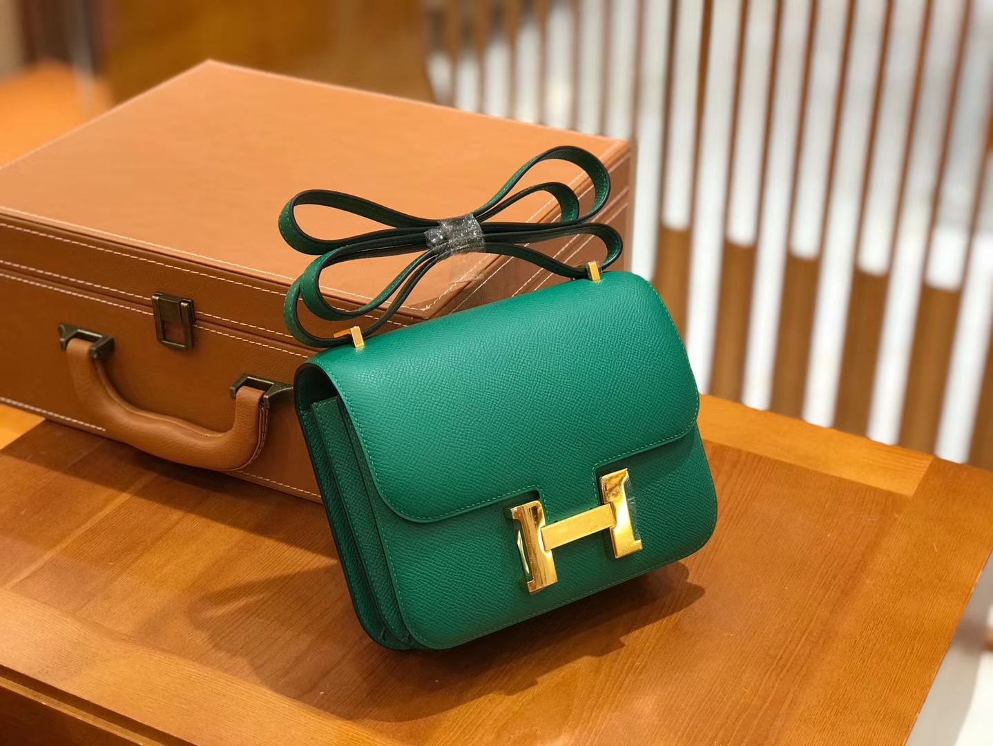 Hermès（爱马仕）康斯坦 18cm 丝绒绿 Epsom 掌纹小牛皮 金扣 原版蜜蜡线 顶级手缝