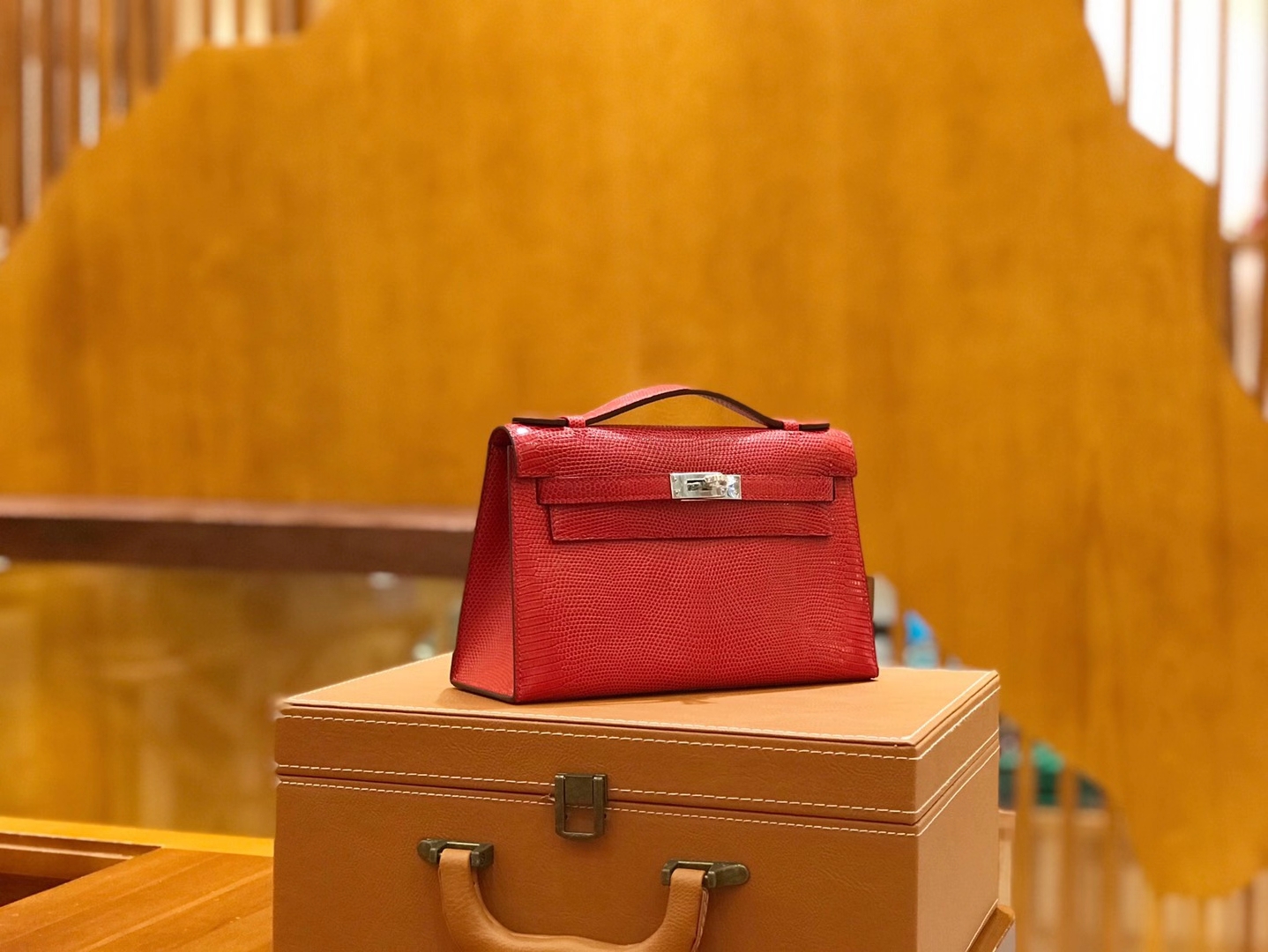 Hermès（爱马仕）Mini Kelly 22cm 大红 南非野生蜥蜴皮 银扣 全手工缝制 顶级高订