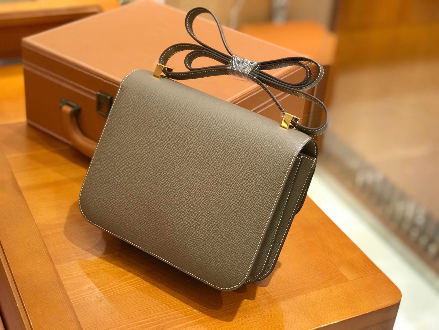 Hermès（爱马仕）Constance 23cm 进口掌纹牛皮 大象灰 全手工缝制 金扣 高订鳄鱼工序工
